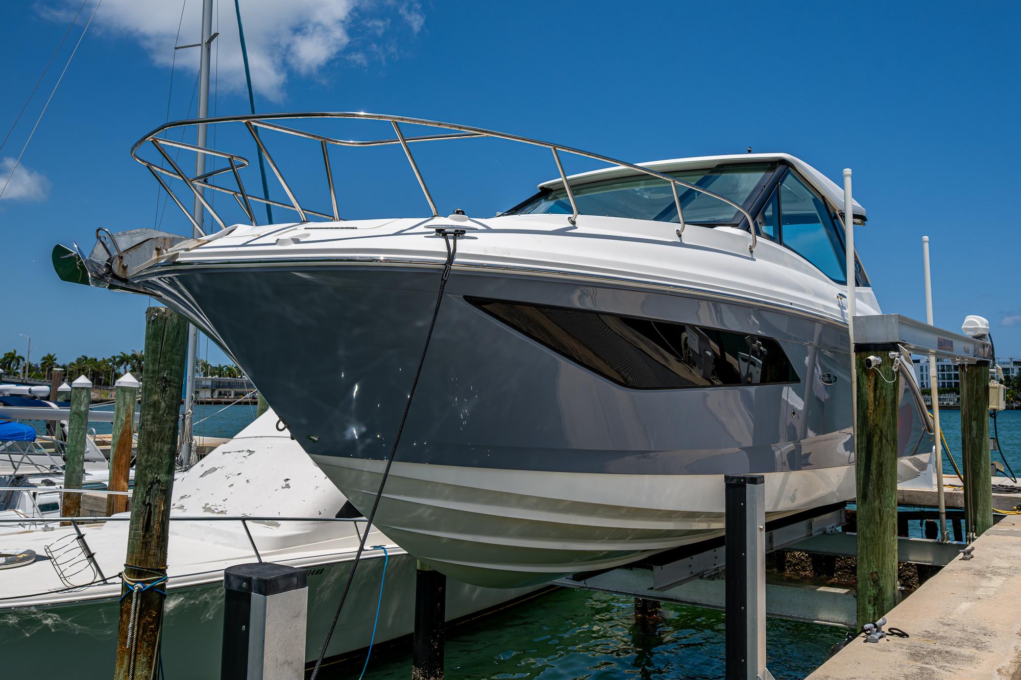 39 ft Sea Ray 2010