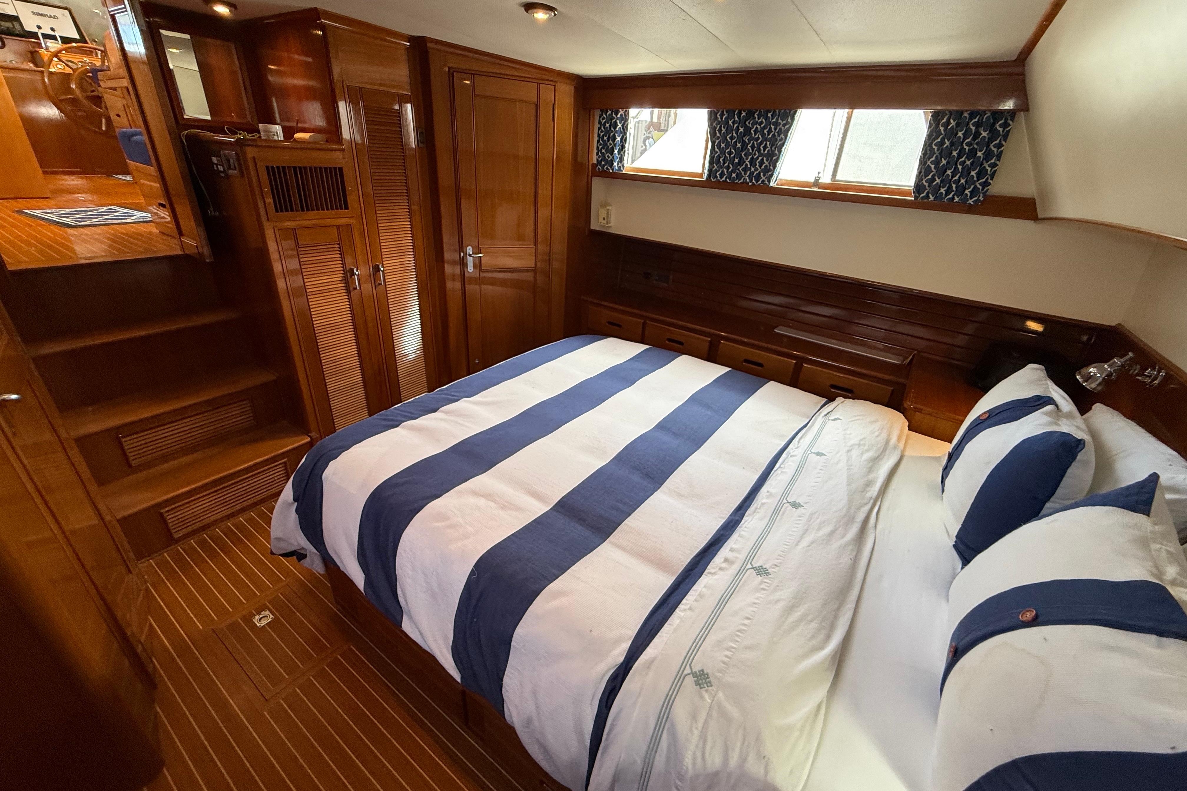 2002 Grand Banks 42 Classic-46