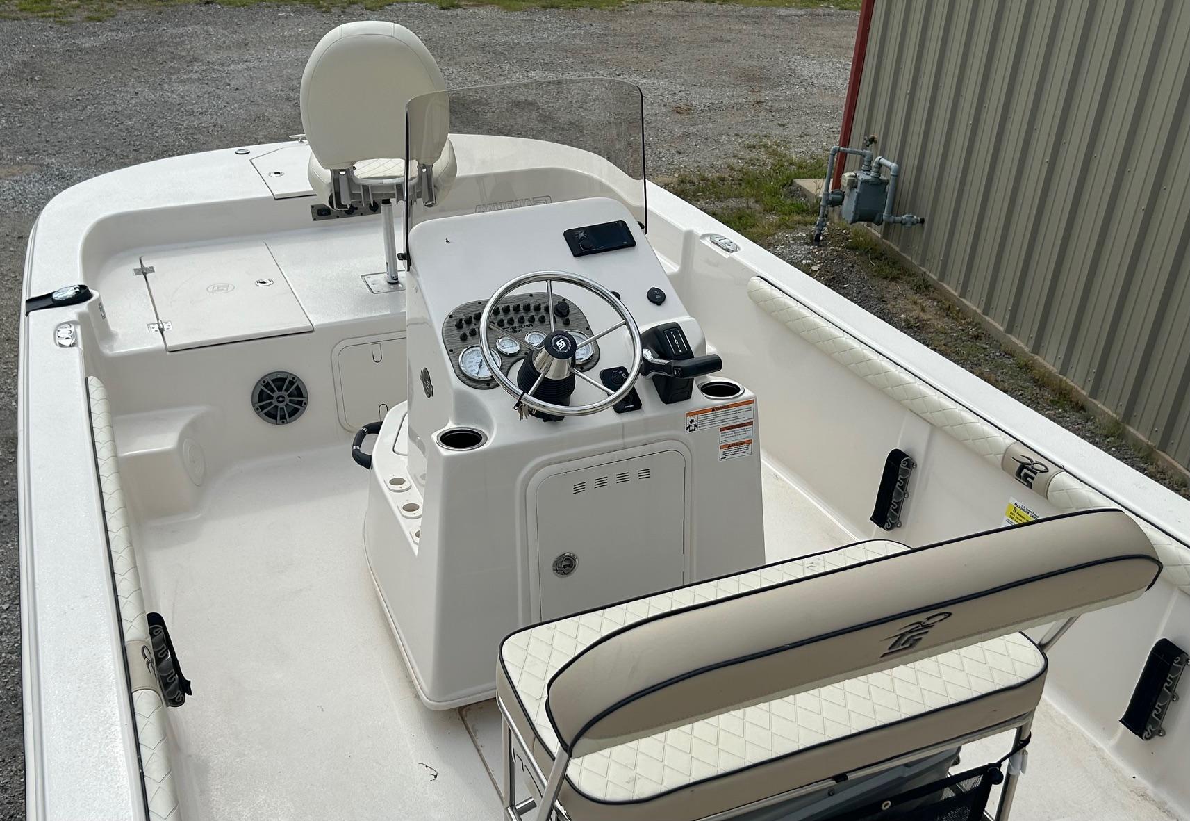 2024 Carolina Skiff 19 LS / Suzuki 140 - Image 7