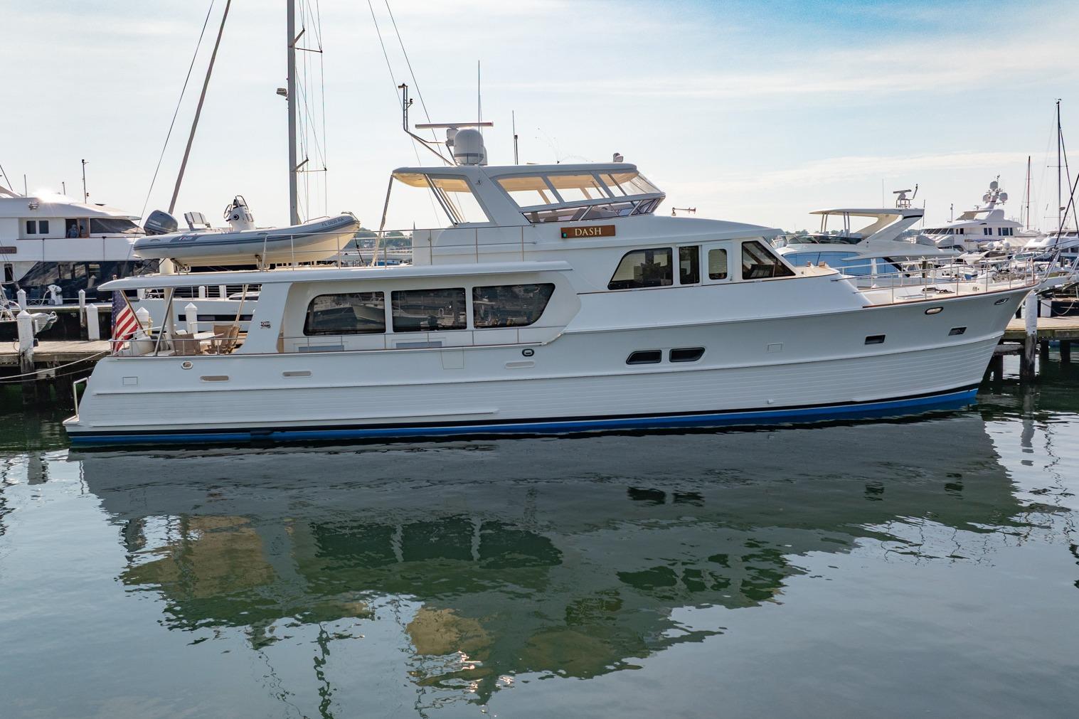 yacht-image