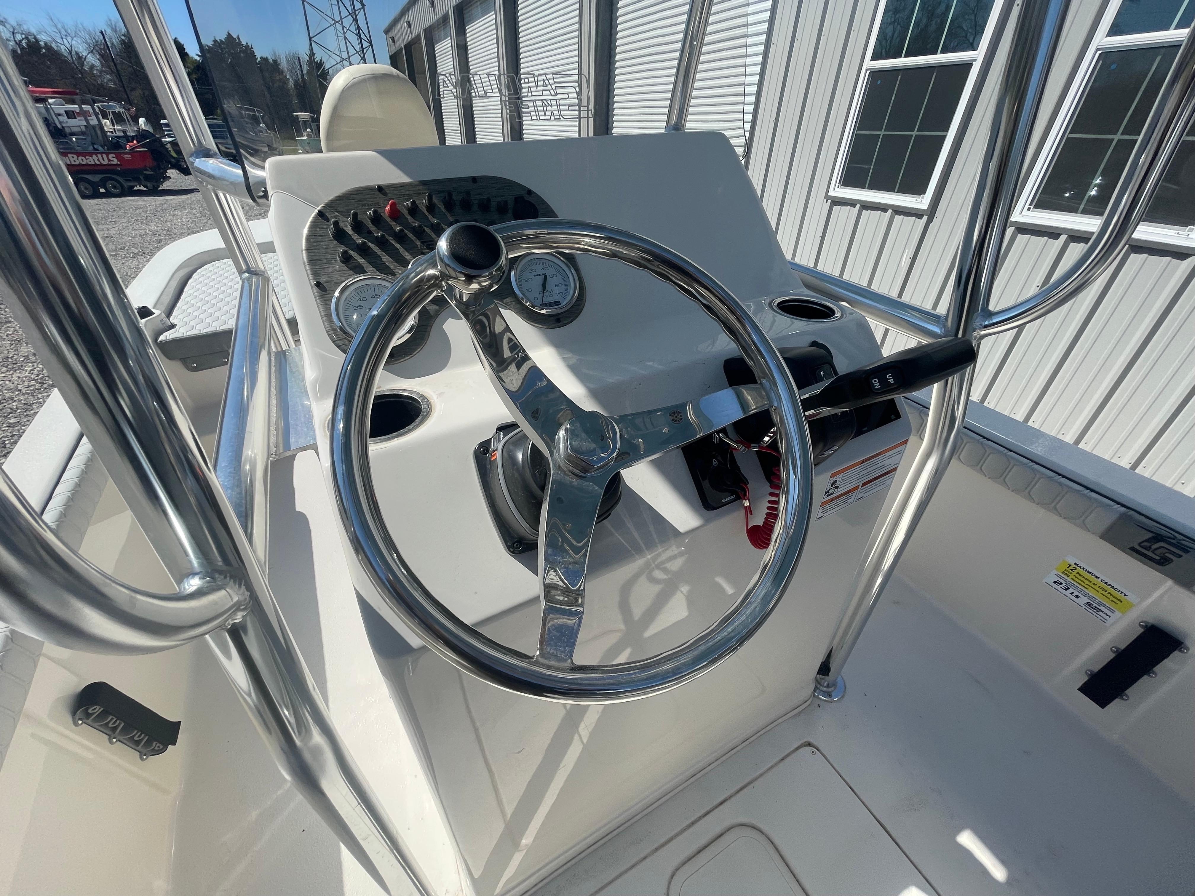 2024 Carolina Skiff 23 LS / Suzuki 200 - Image 6