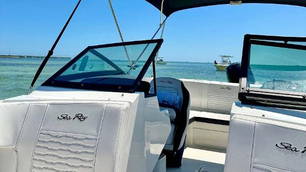 21' Sea Ray, Listing Number 100913573, - Photo No. 4