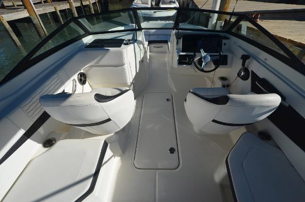 21' Sea Ray, Listing Number 100913573, - Photo No. 12