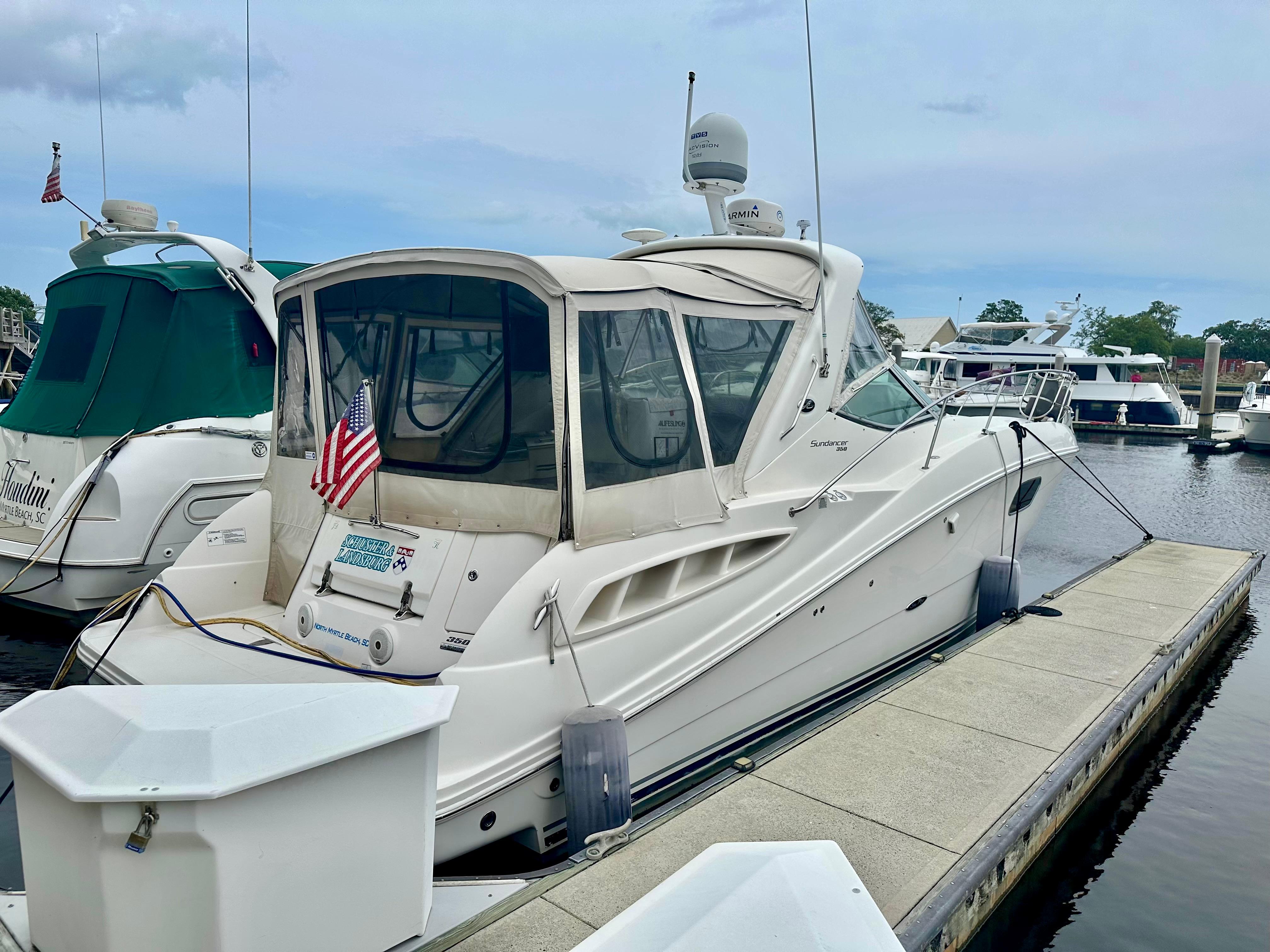 2010 Sea Ray 350 Sundancer