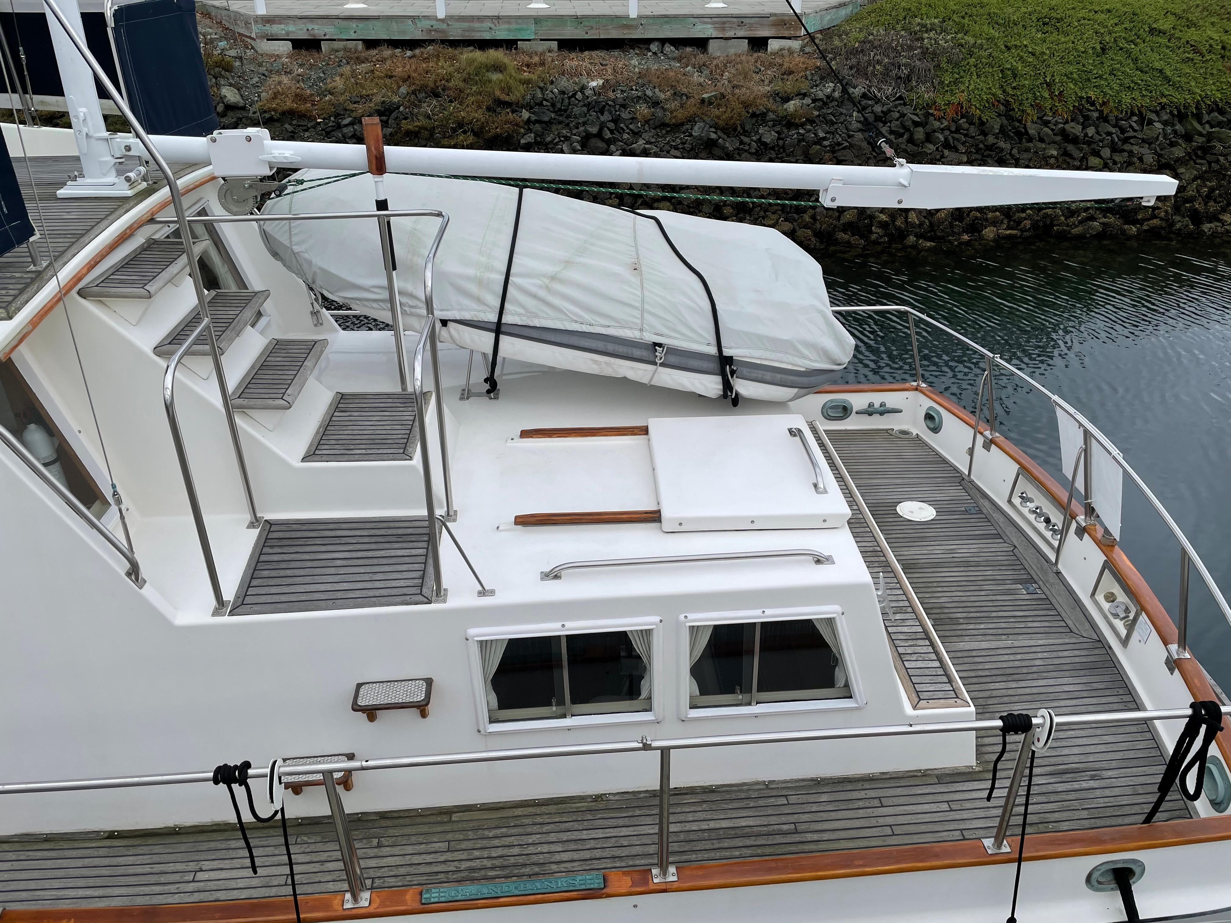 36 Grand Banks Classic 1989 Hmy Yachts