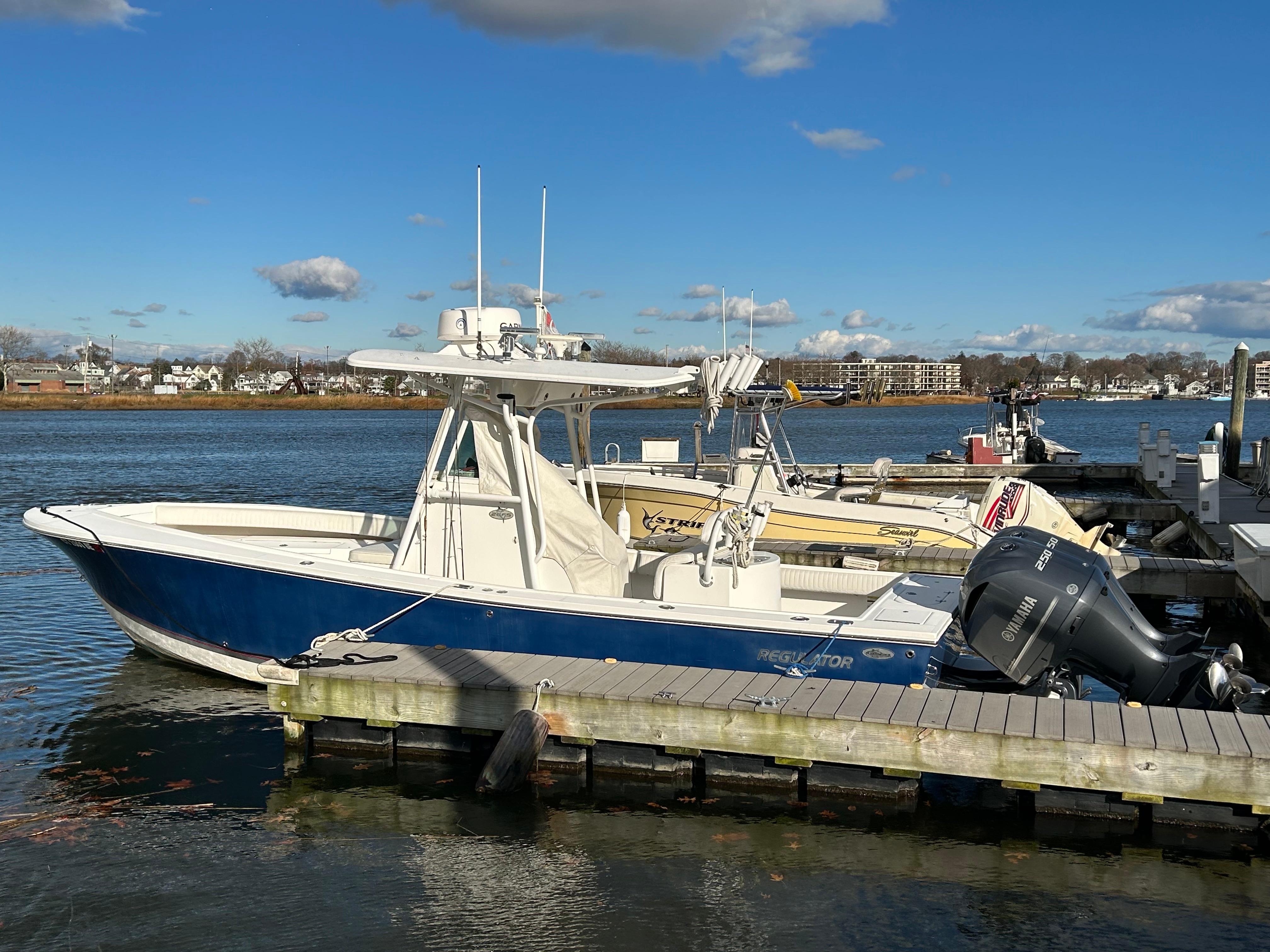 Yacht for Sale 26 Regulator Yachts Cos Cob, CT Denison Yacht Sales