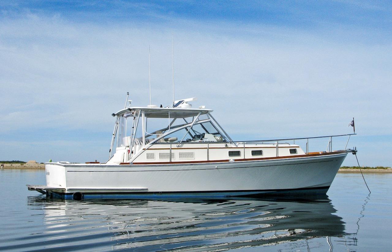 yacht-image