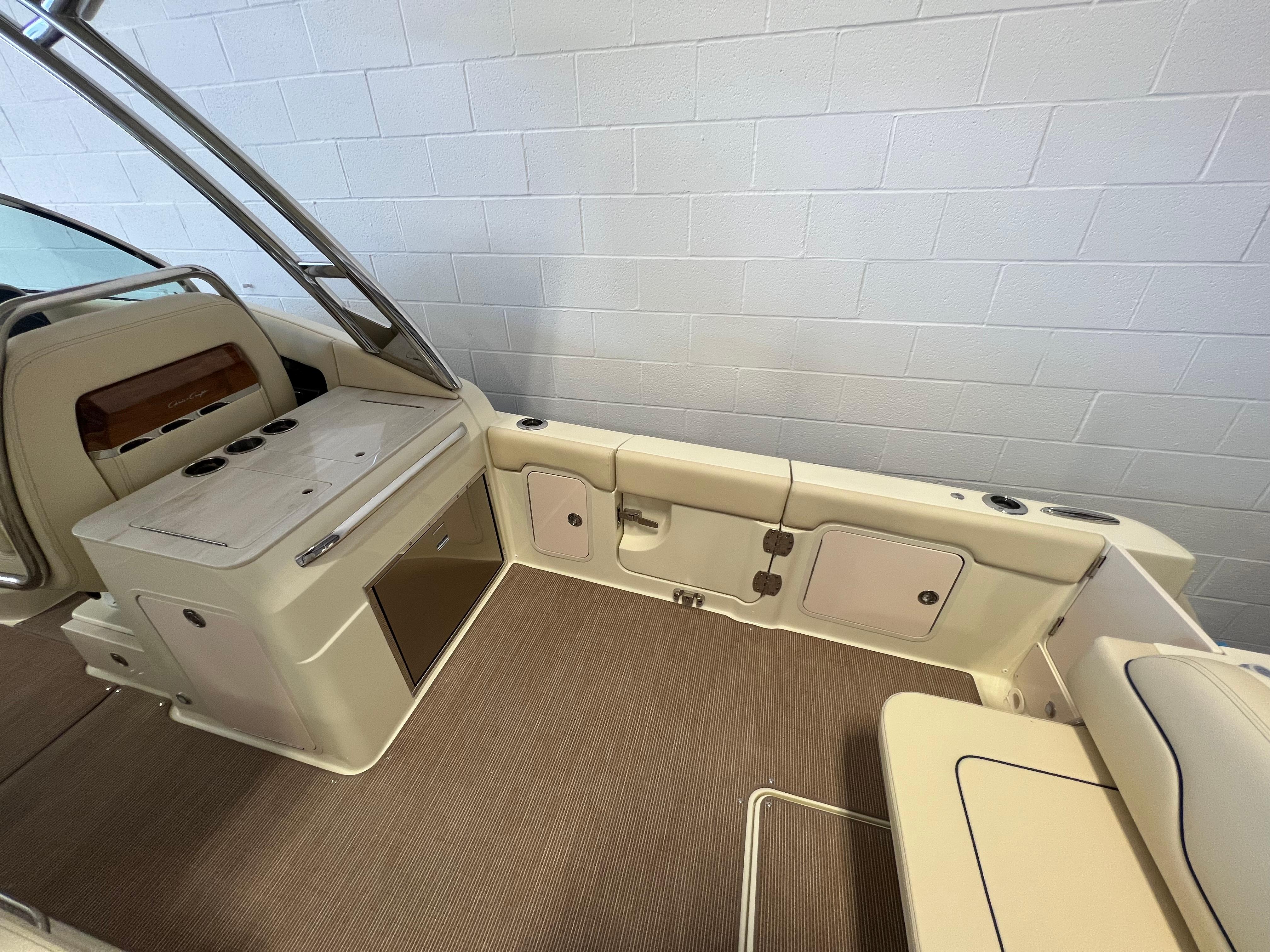 2026 Chris-Craft Calypso 28-21