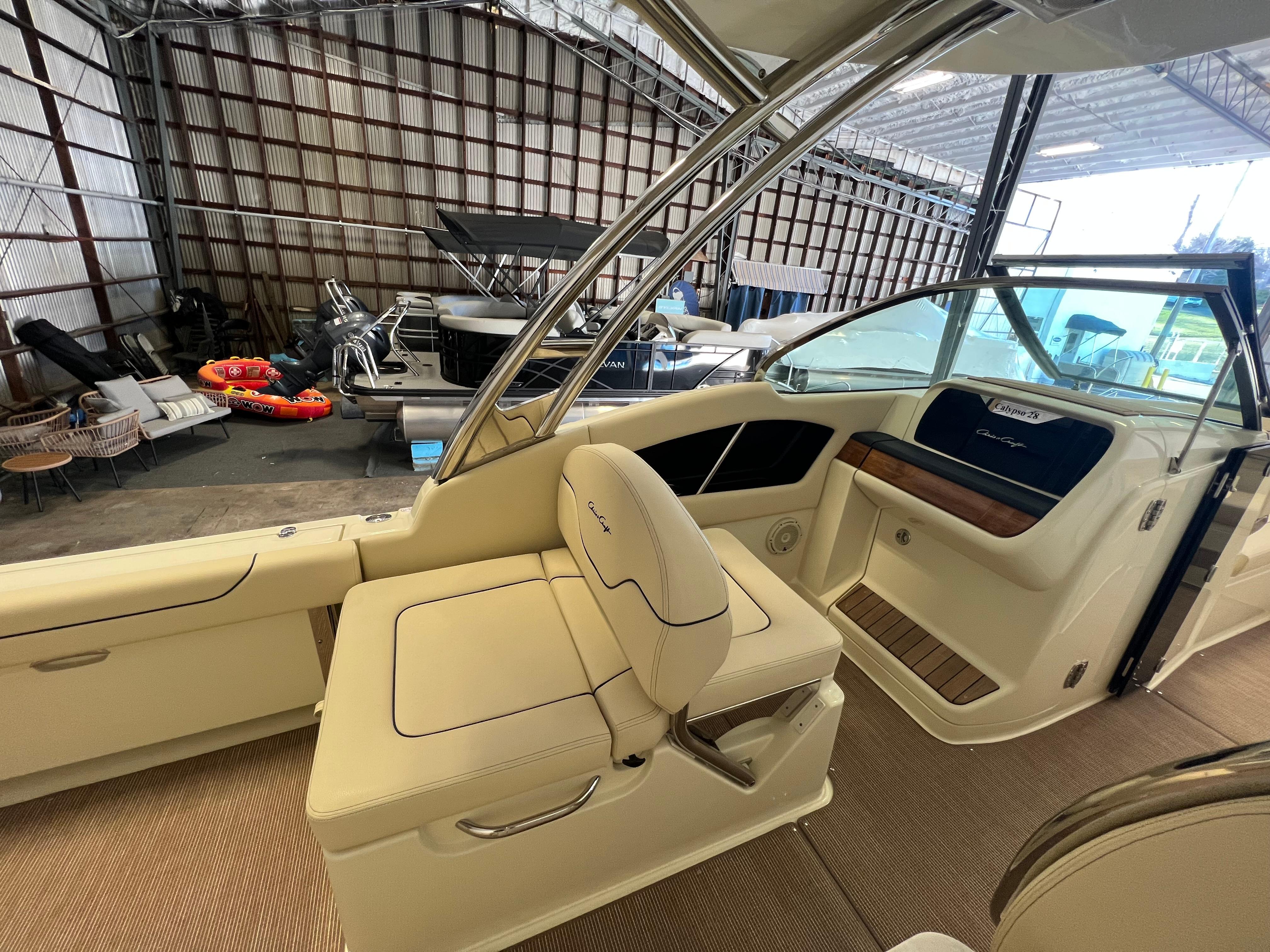 2026 Chris-Craft Calypso 28-24