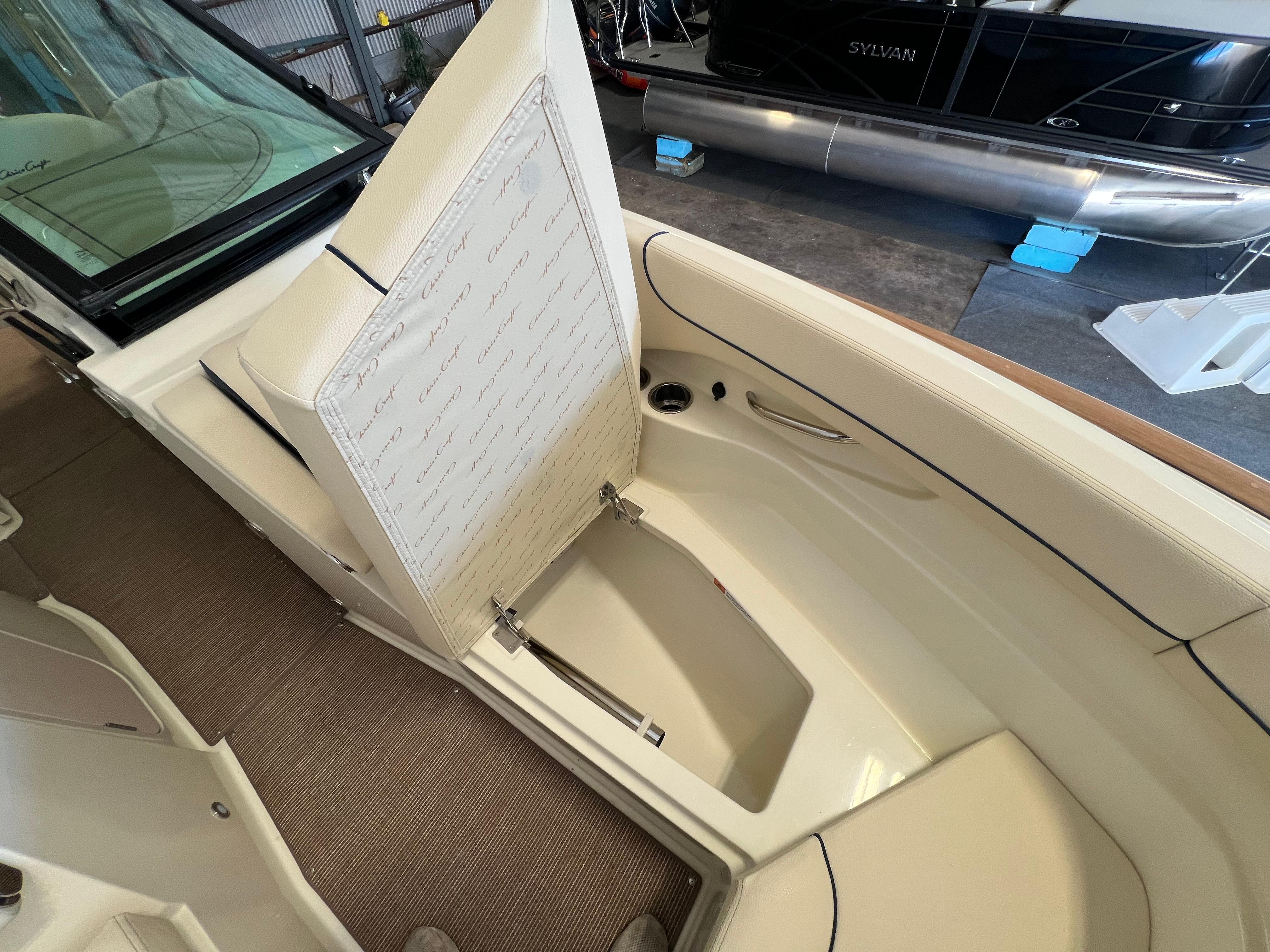 2026 Chris-Craft Calypso 28-32