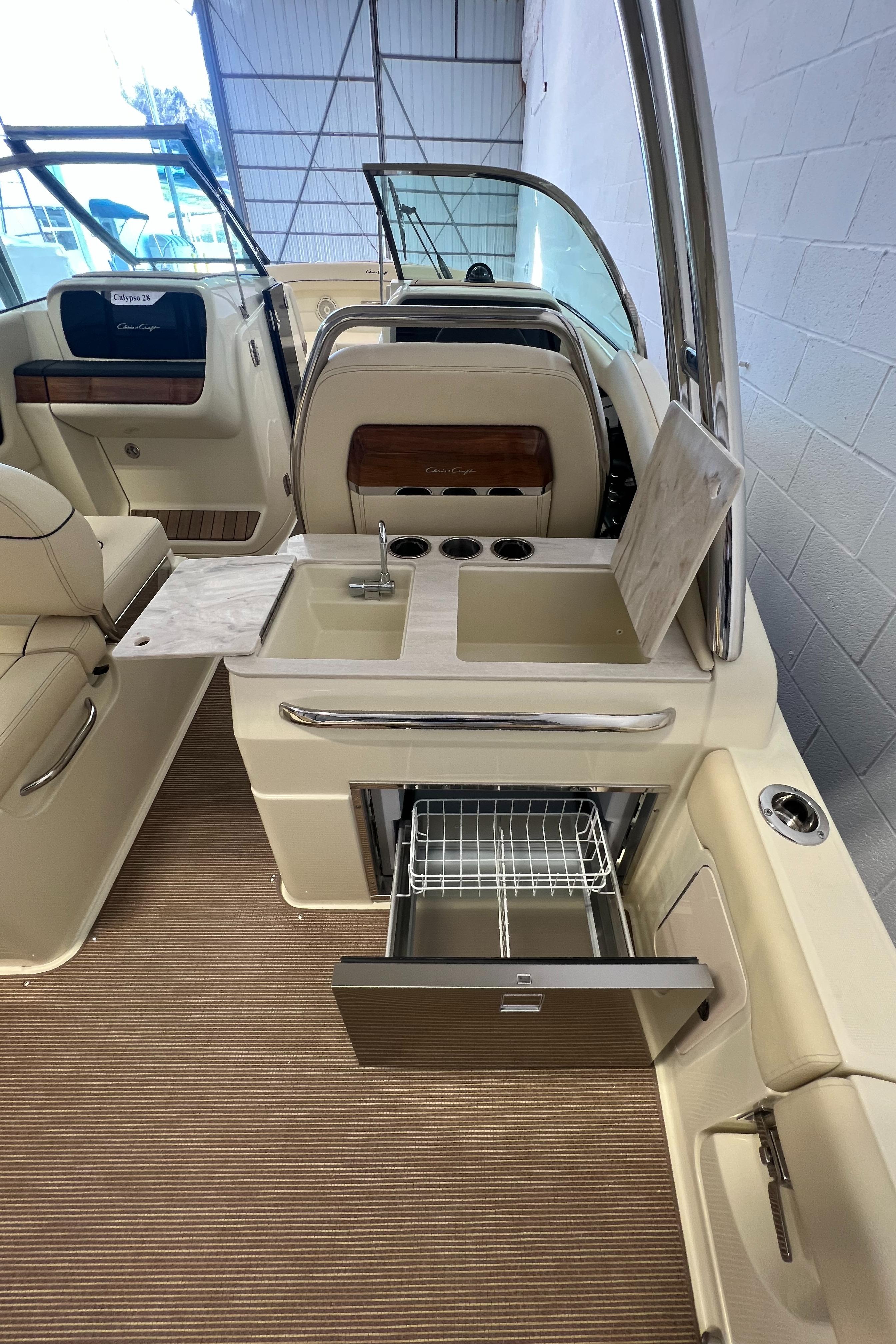 2026 Chris-Craft Calypso 28-38