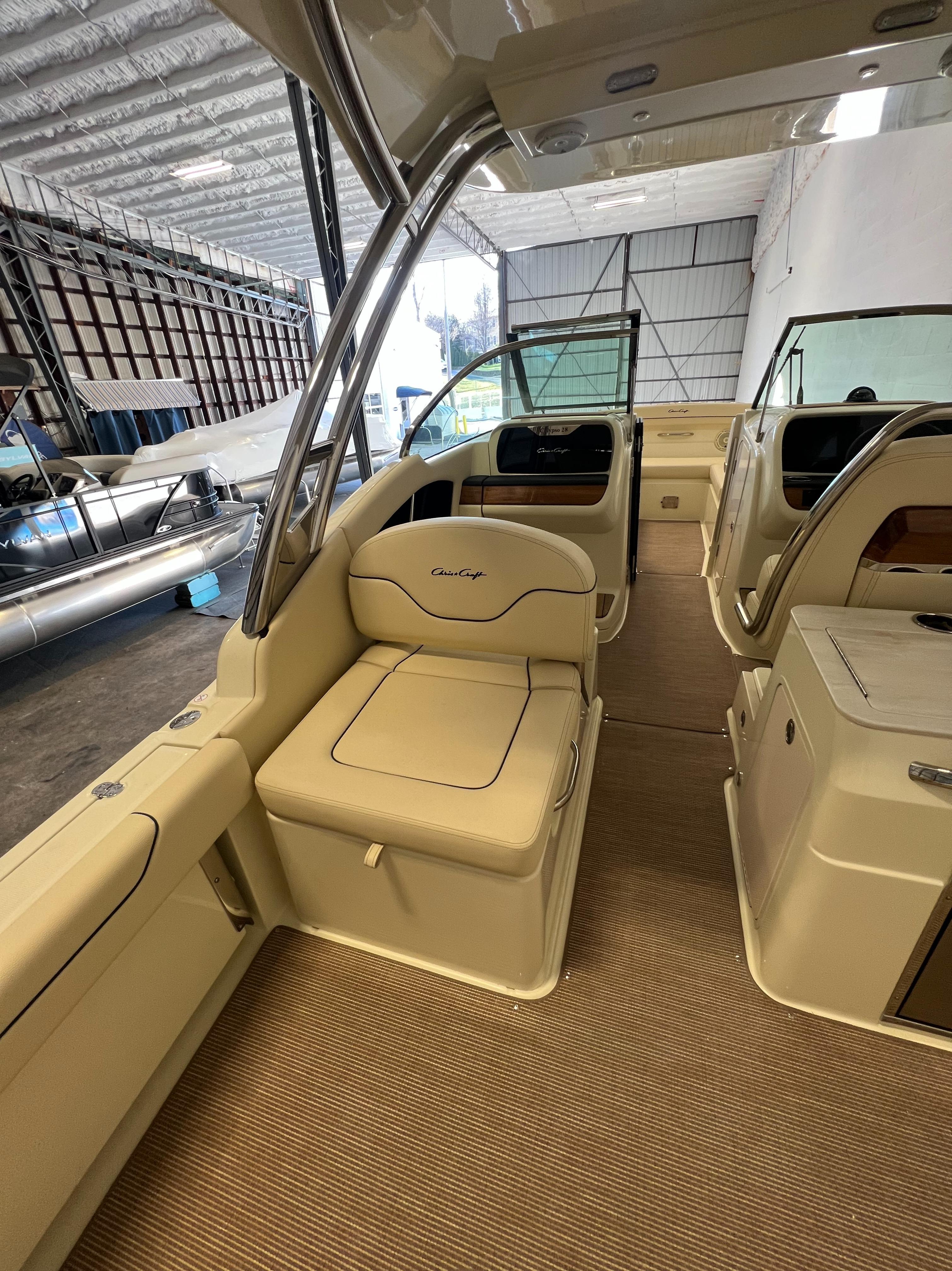 2026 Chris-Craft Calypso 28-42