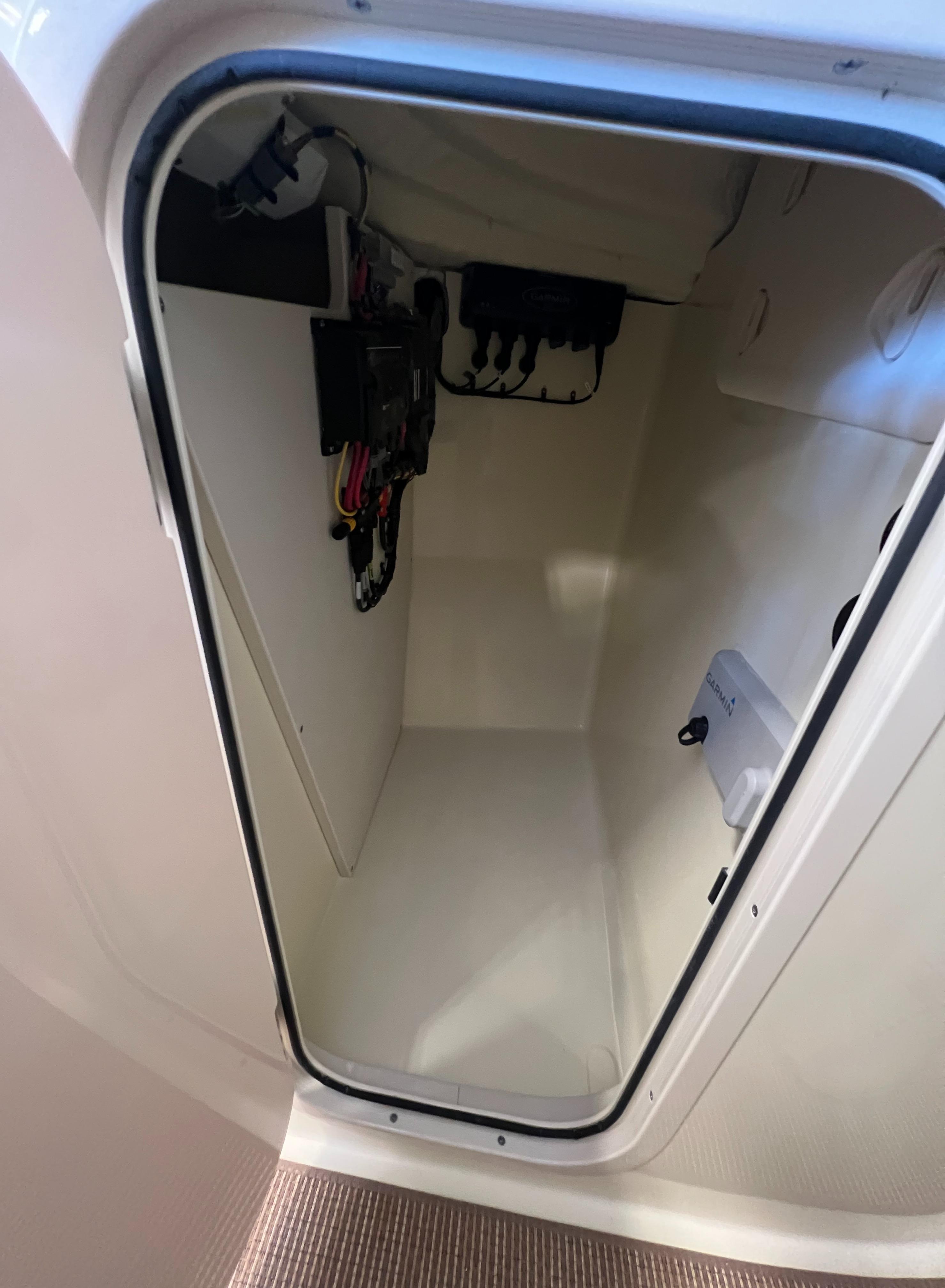 2026 Chris-Craft Calypso 28-46