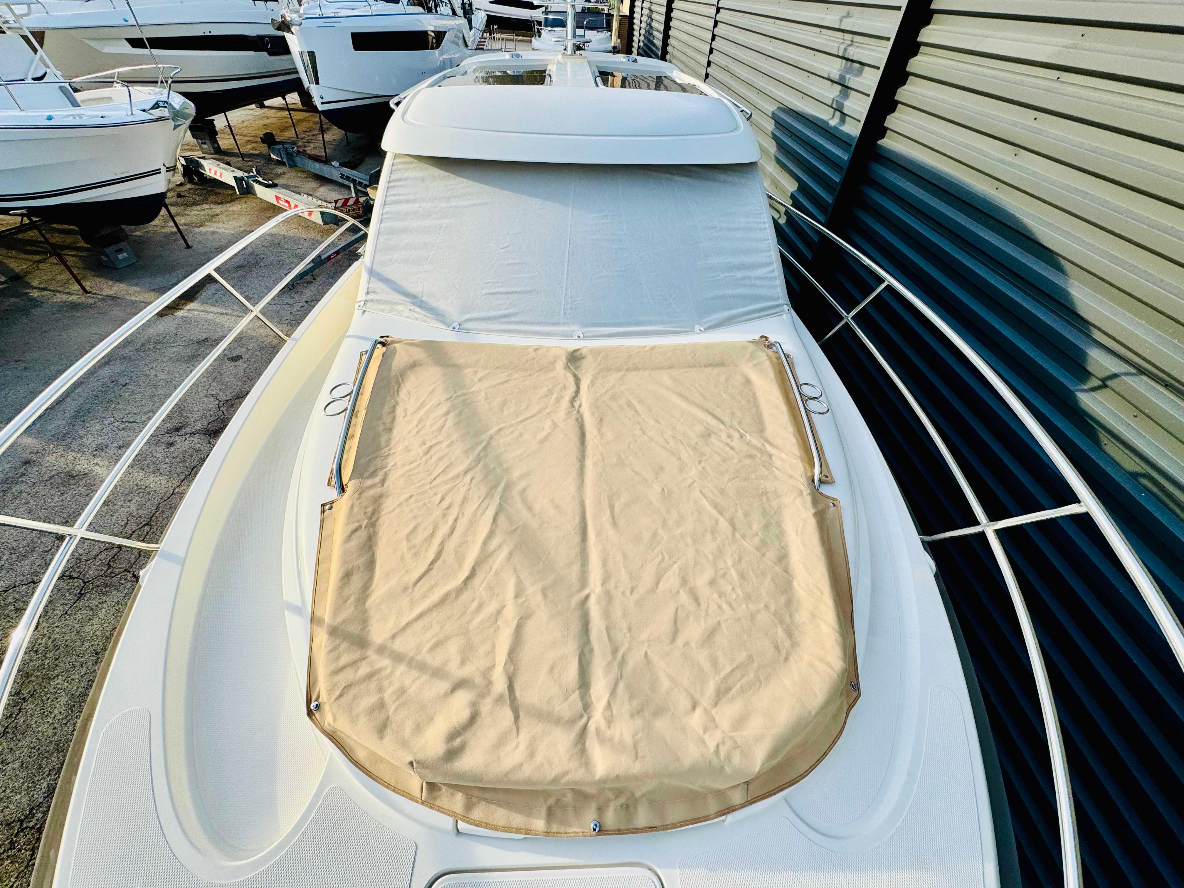 Nimbus 305 Coupe