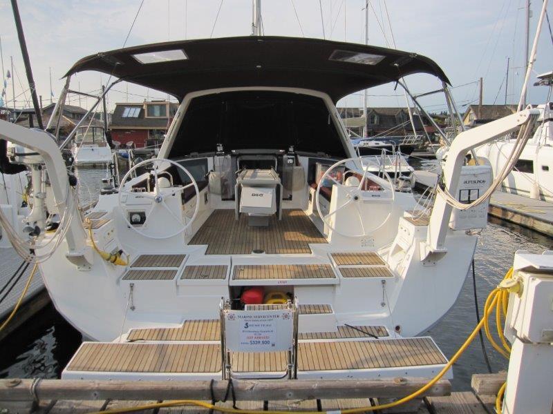 Beneteau-Oceanis 45 2015-Hey Jude III WA-US-2015 Beneteau Oceanis 45 yacht docked, featuring dual steering wheels and spacious cockpit.-9598888 | Thumbnail
