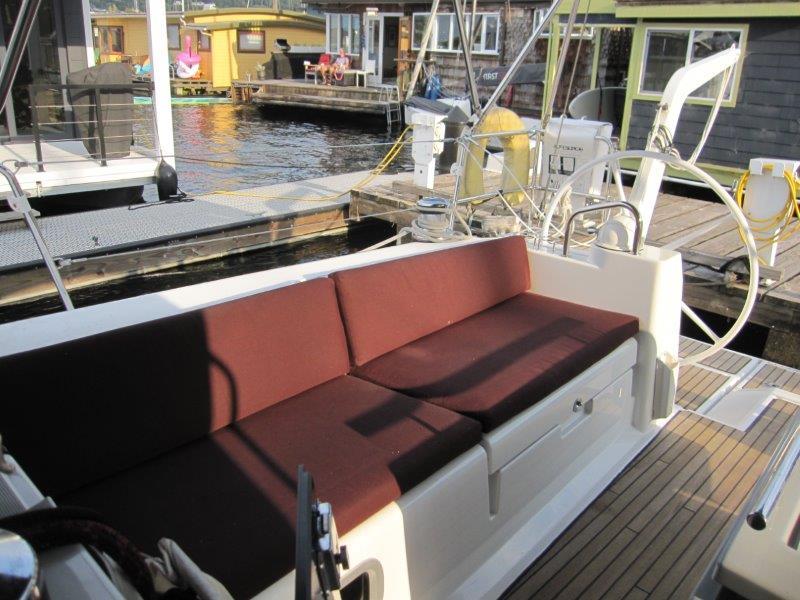 Beneteau-Oceanis 45 2015-Hey Jude III WA-US-Beneteau Oceanis 45 sailboat cockpit with brown cushions, docked near houseboats, 2015 model.-9598888 | Thumbnail
