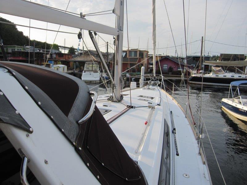 Beneteau-Oceanis 45 2015-Hey Jude III WA-US-2015 Beneteau Oceanis 45 sailboat docked in a marina, showcasing deck and rigging.-9598888 | Thumbnail