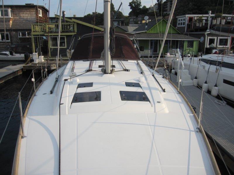 Beneteau-Oceanis 45 2015-Hey Jude III WA-US-Beneteau Oceanis 45 sailboat deck, docked at marina, 2015 model.-9598888 | Thumbnail