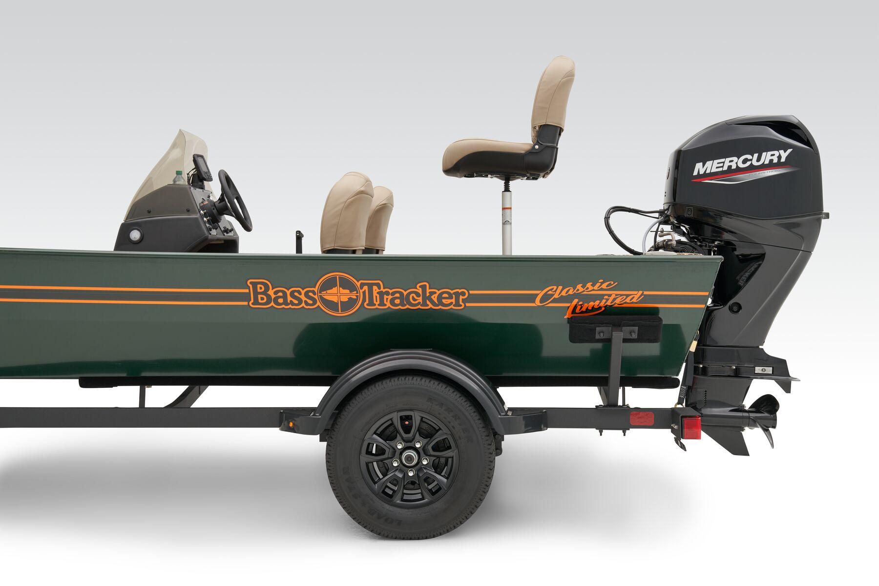 2026 Tracker Bass Tracker Classic Limited Gallery