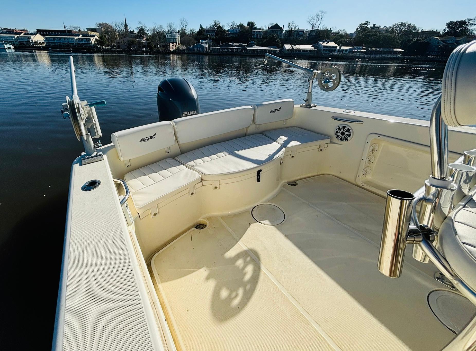 2017 Bulls Bay 230 Center Console - Image 8