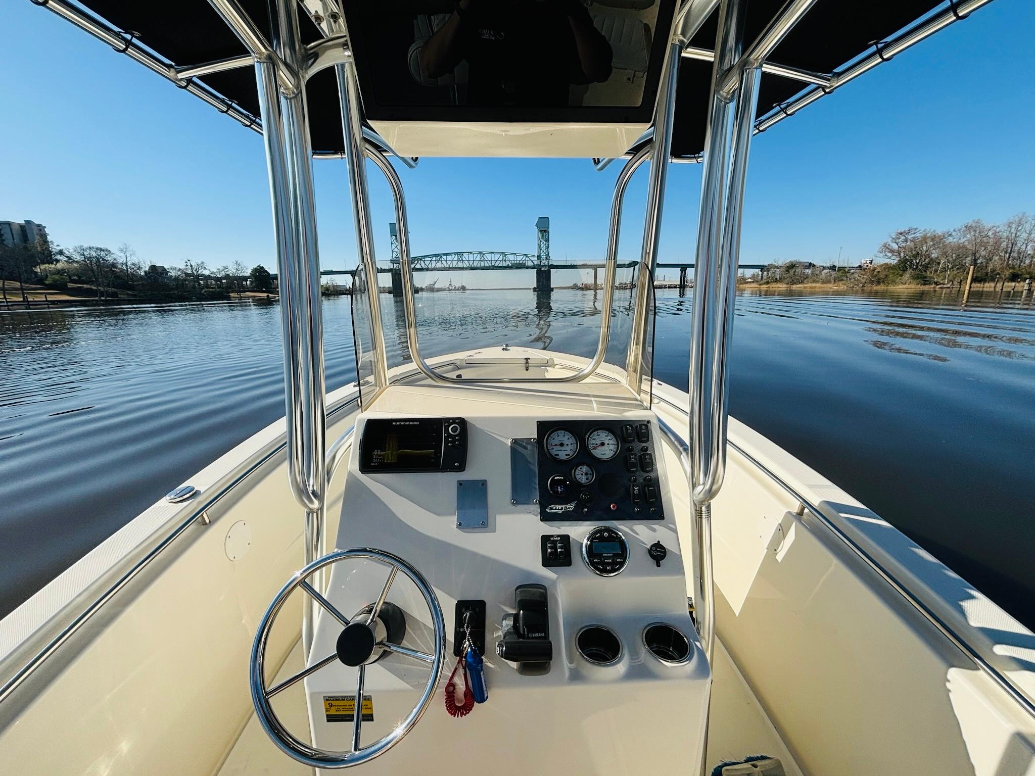 2017 Bulls Bay 230 Center Console - Image 16