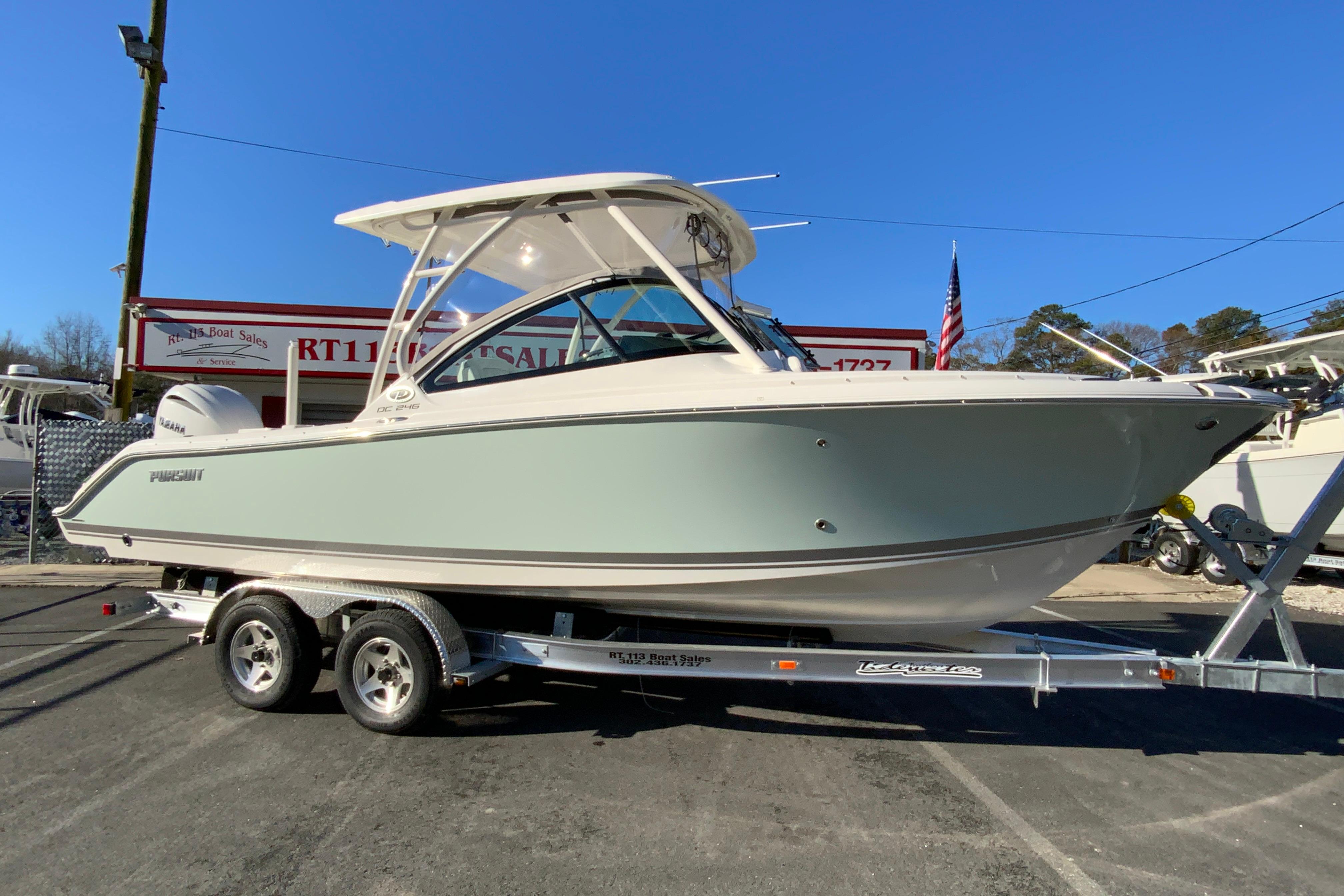 2026 Pursuit DC 246 Dual Console-2