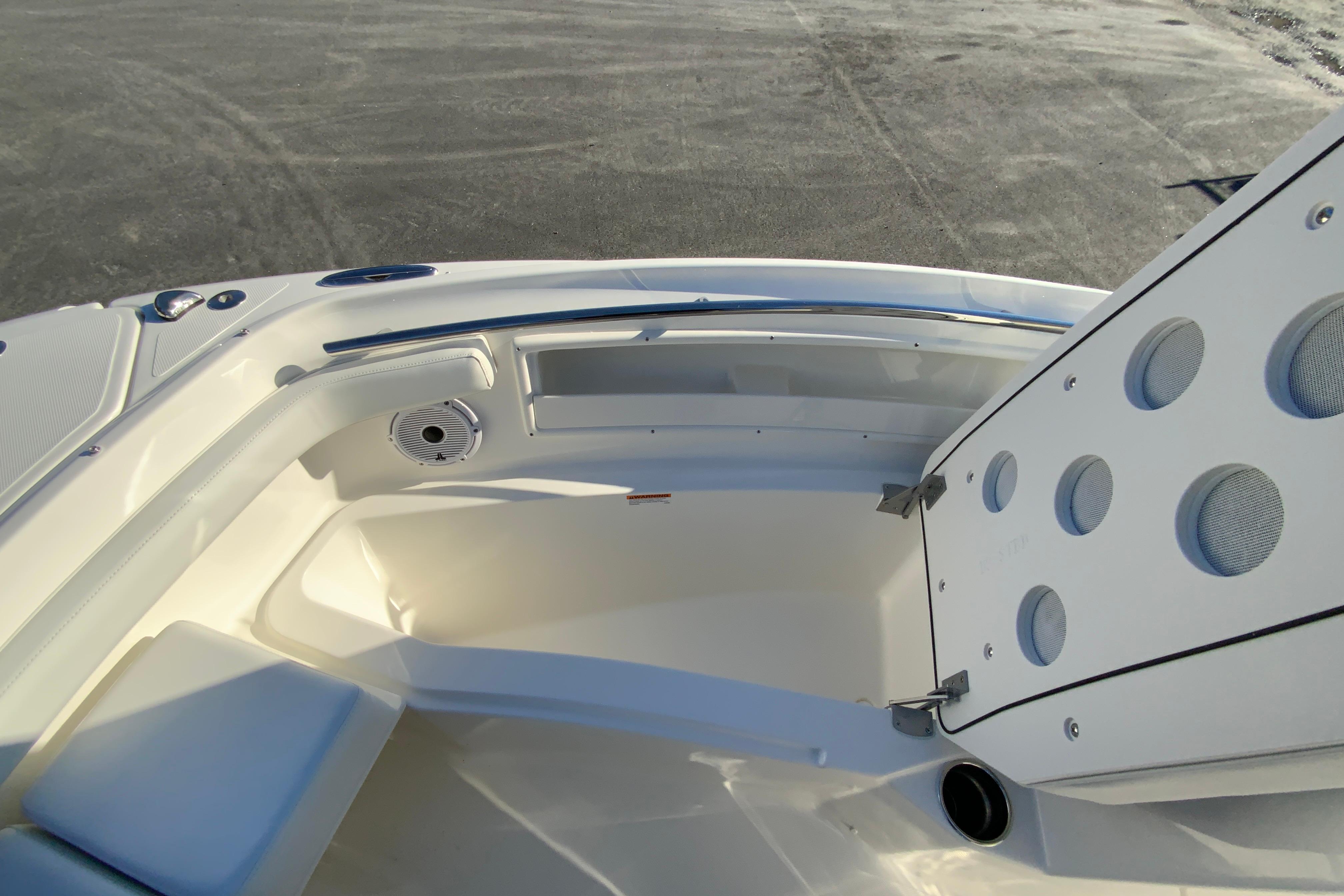 2026 Pursuit DC 246 Dual Console-26