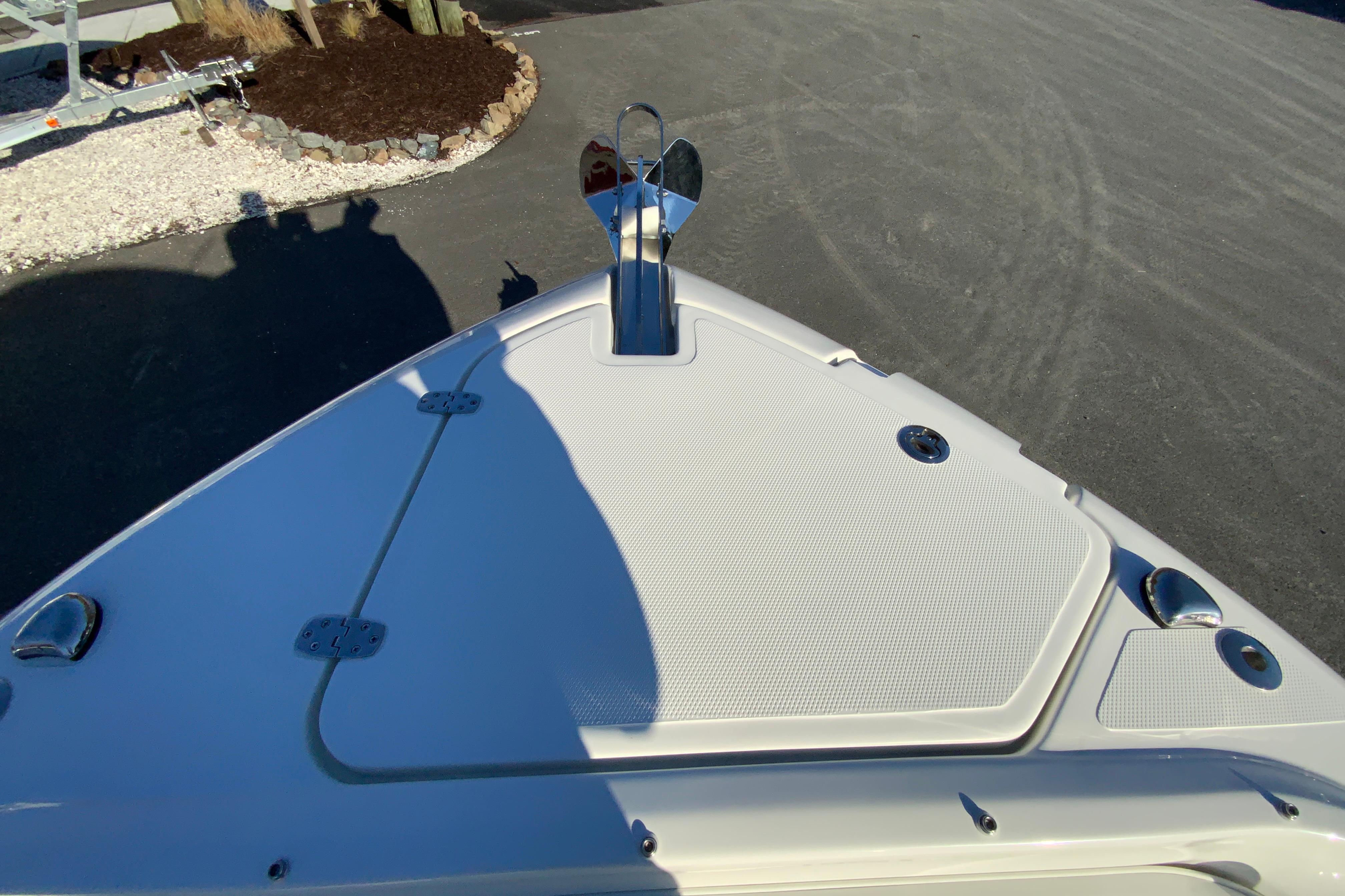 2026 Pursuit DC 246 Dual Console-27