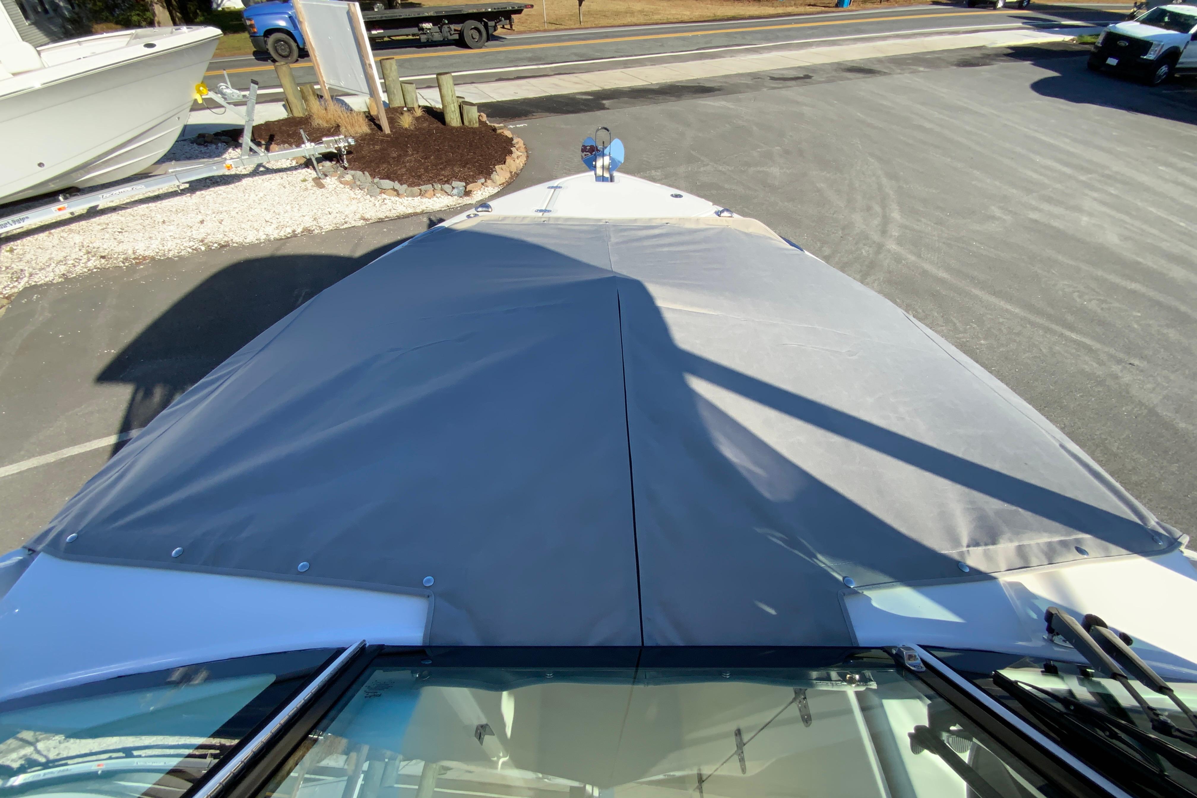 2026 Pursuit DC 246 Dual Console-41