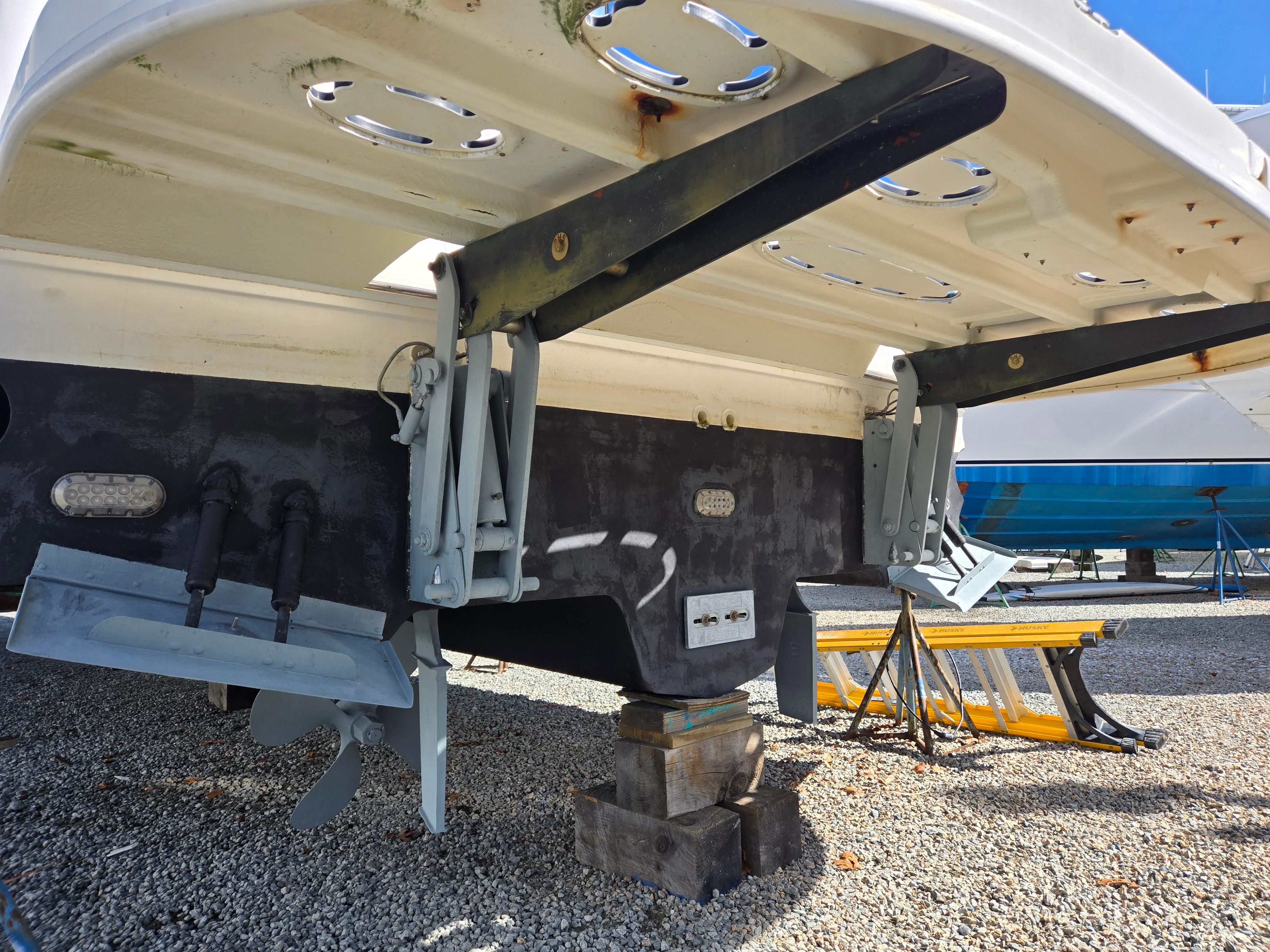 2002-sea-ray-480-sedan-bridge-power-9778901-20250501104403182-1_XLARGE