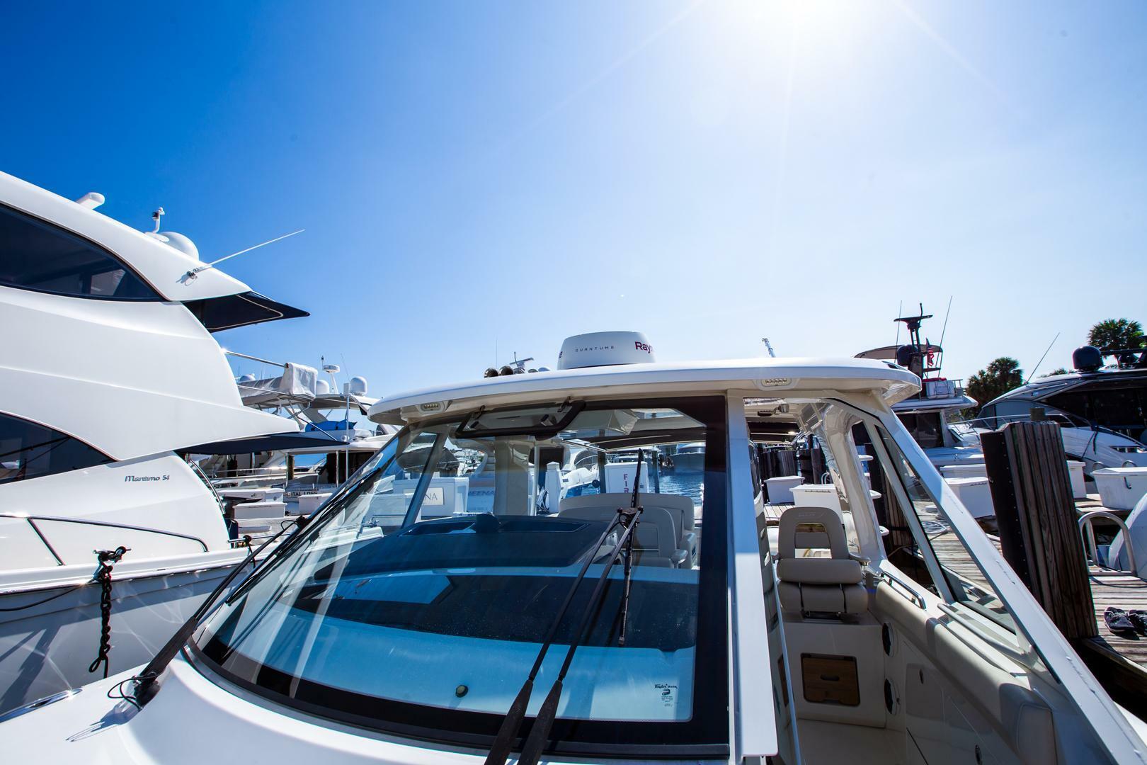 2019-boston-whaler-380-realm-power-9788917-20250509141016241-1_XLARGE