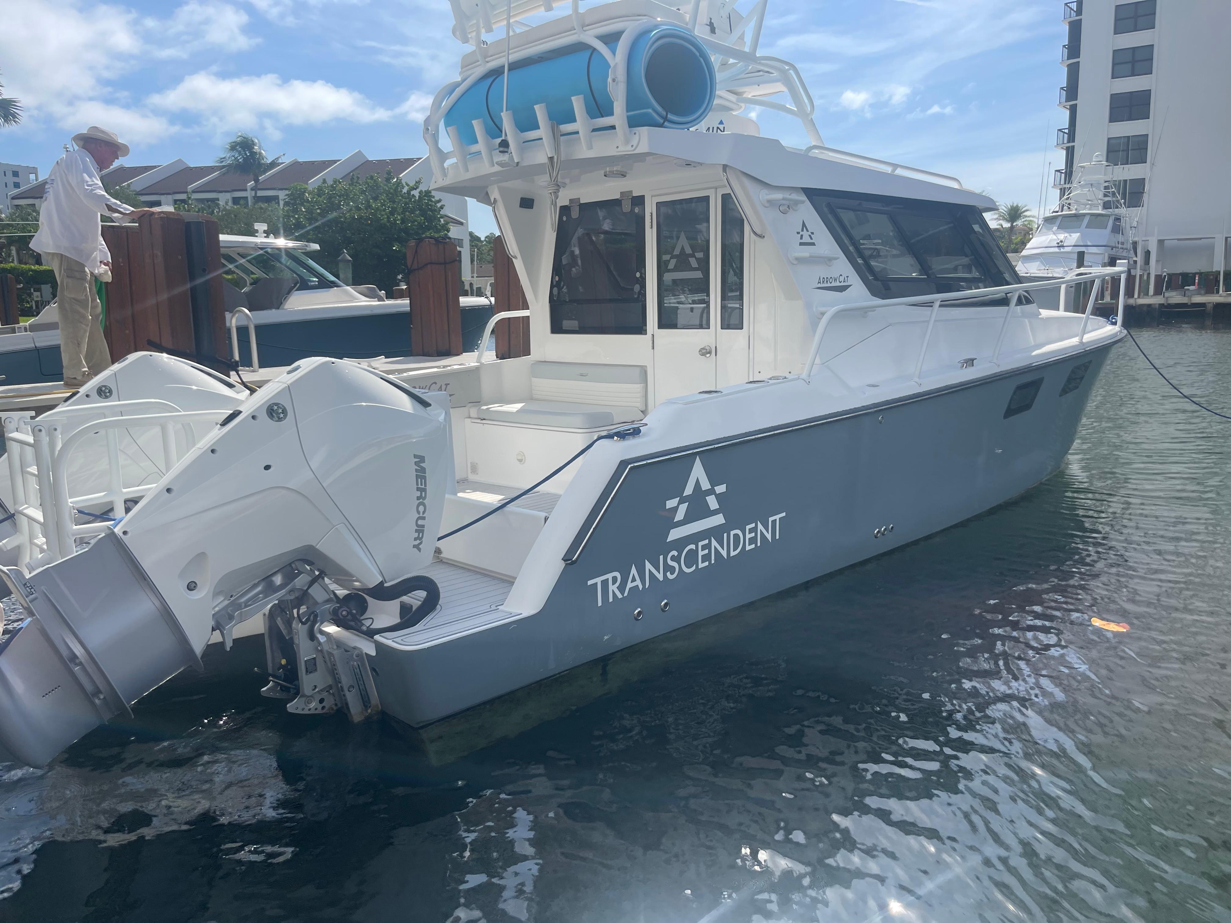 2023 ArrowCat Flybridge Dual Helm