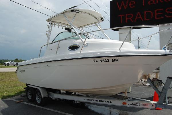 2004 Sailfish boat for sale, model of the boat is 234 & Image # 2 of 14