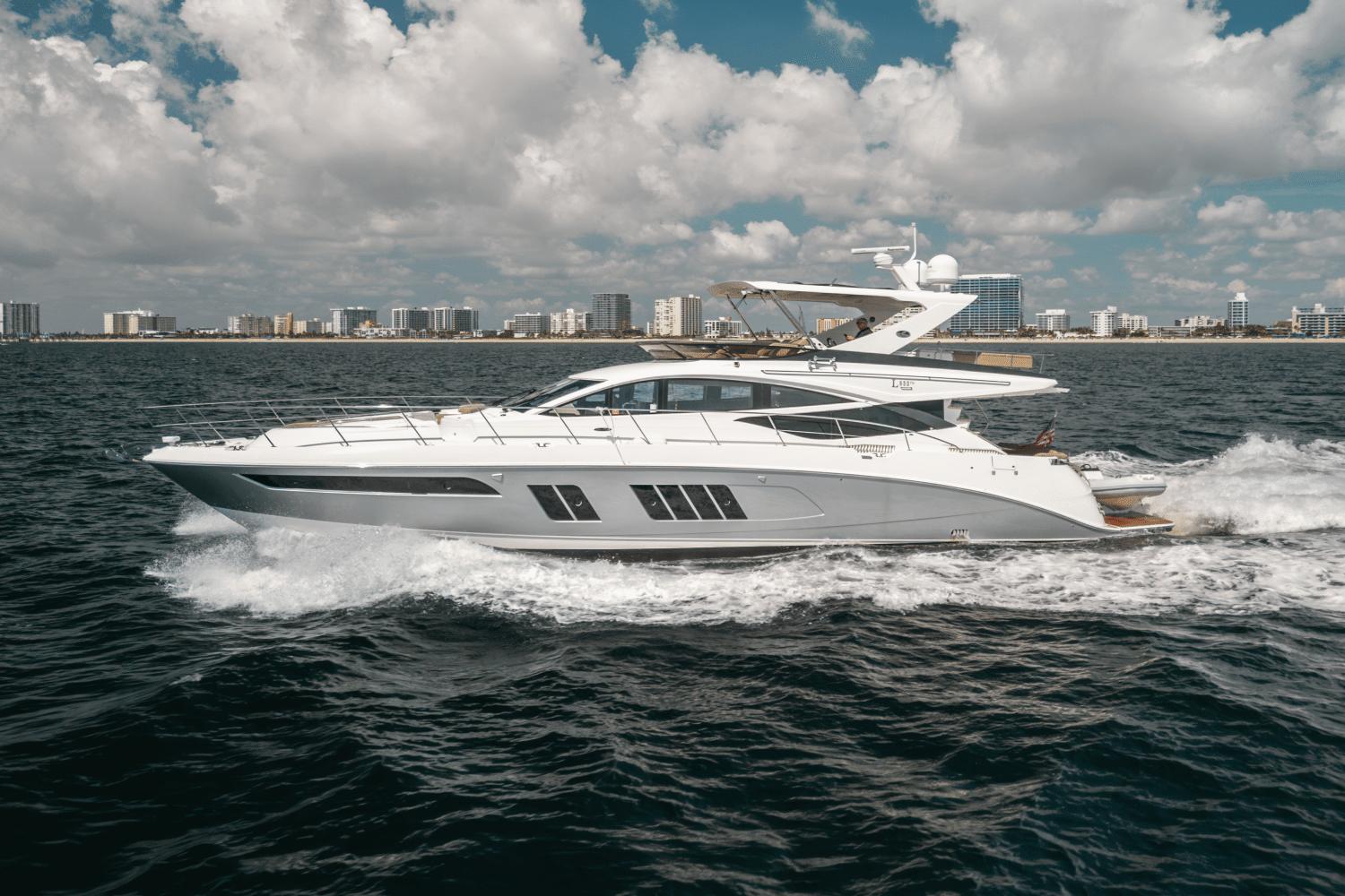 Sea Ray to Celebrate 65 Years with a luxury lineup at the Discover