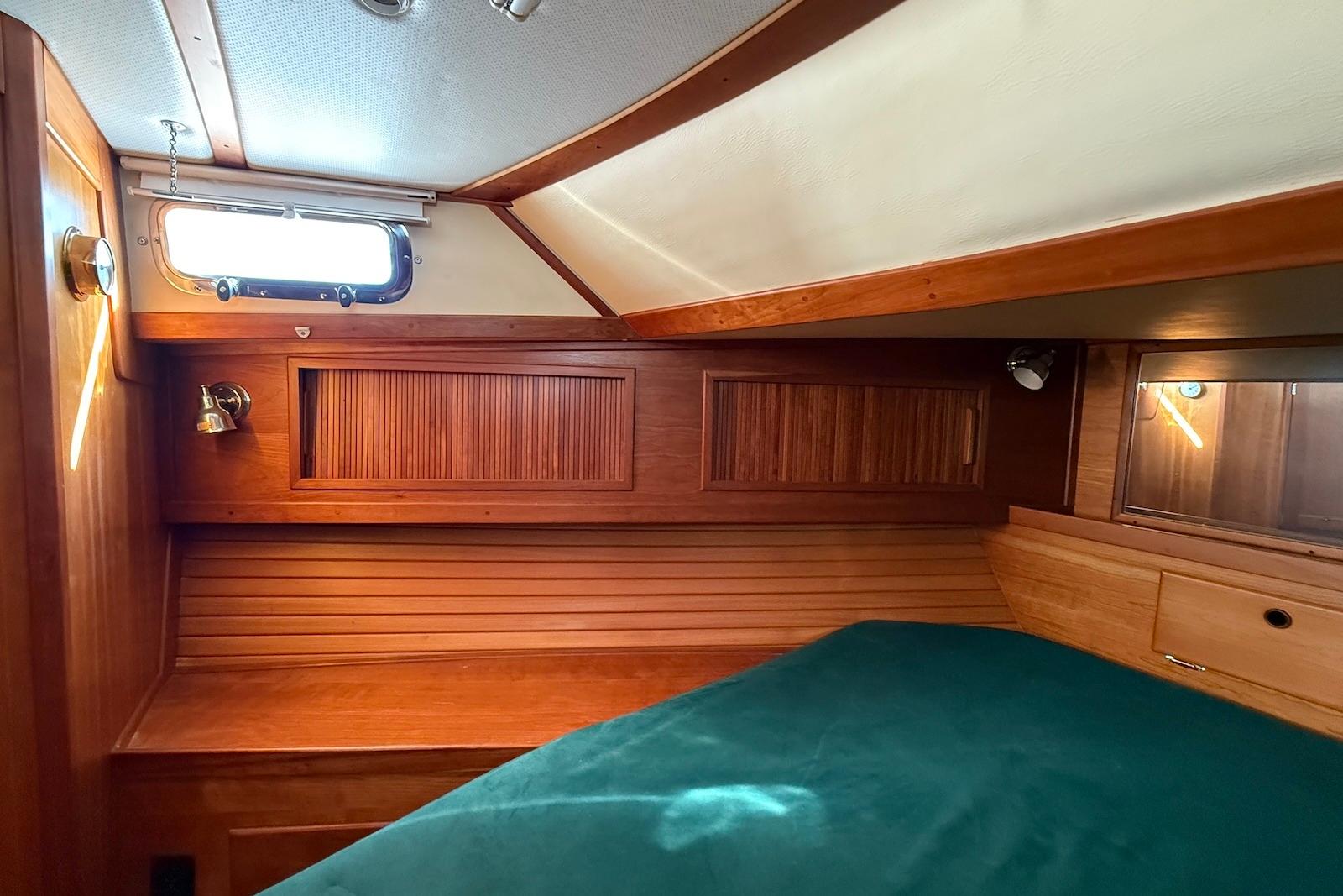 SC 10491 KM Knot 10 Yacht Sales SC 10491 KM Knot 10 Yacht Sales