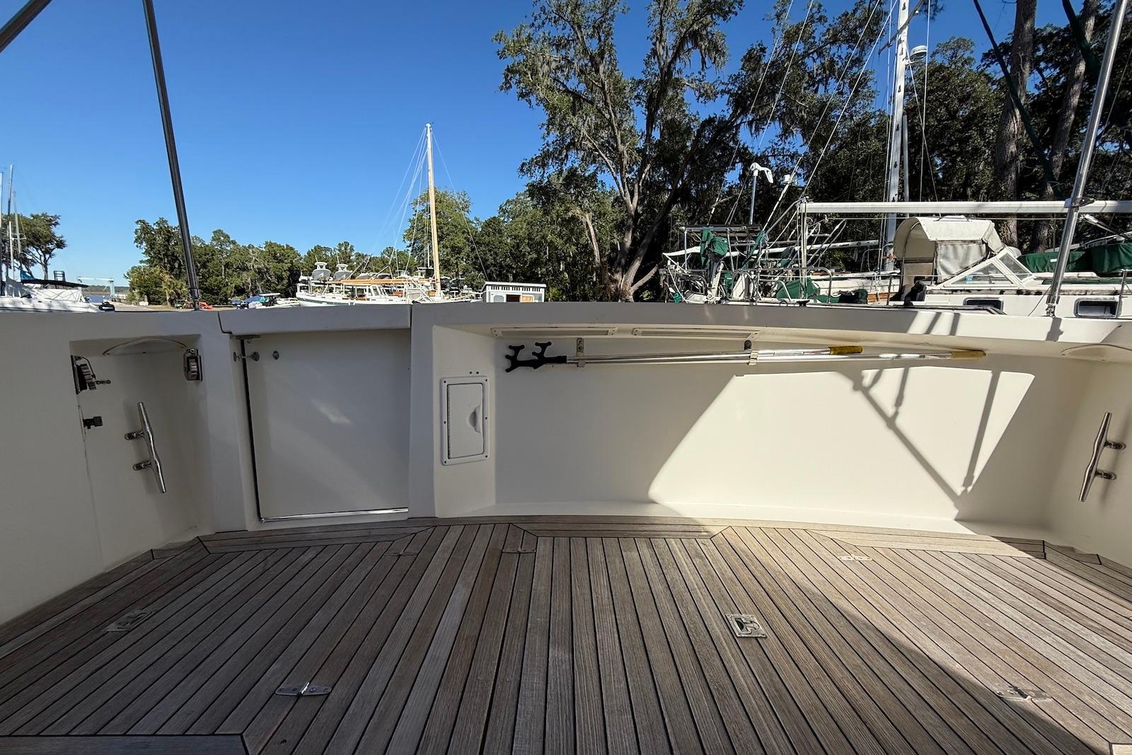 SC 10491 KM Knot 10 Yacht Sales SC 10491 KM Knot 10 Yacht Sales