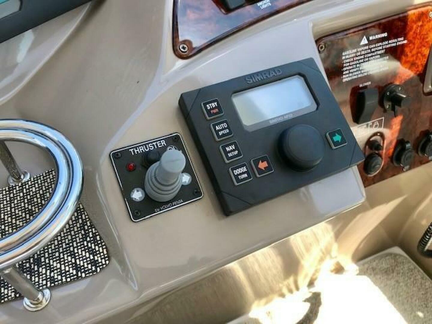 2004-four-winns-378-vista-power-9728926-20250326101042096-1_XLARGE
