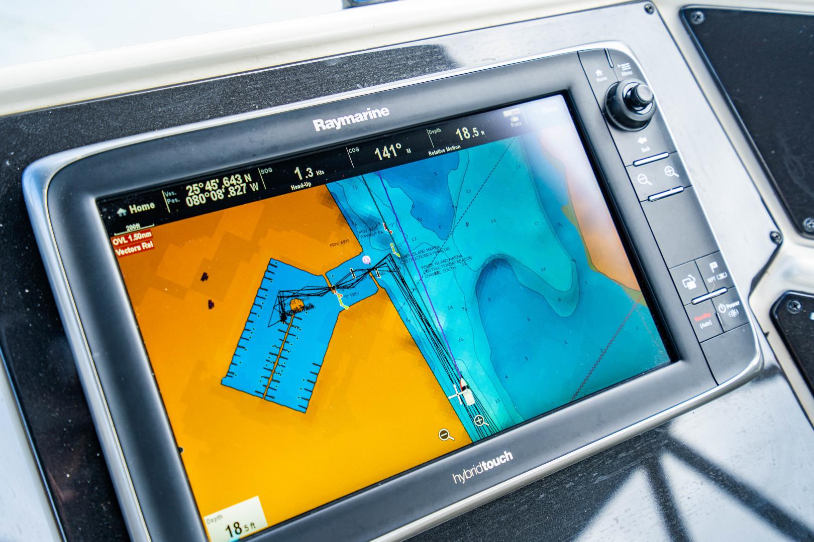 Marquis 72 - Maya - Raymarine Hybrid Touch Chartplotter