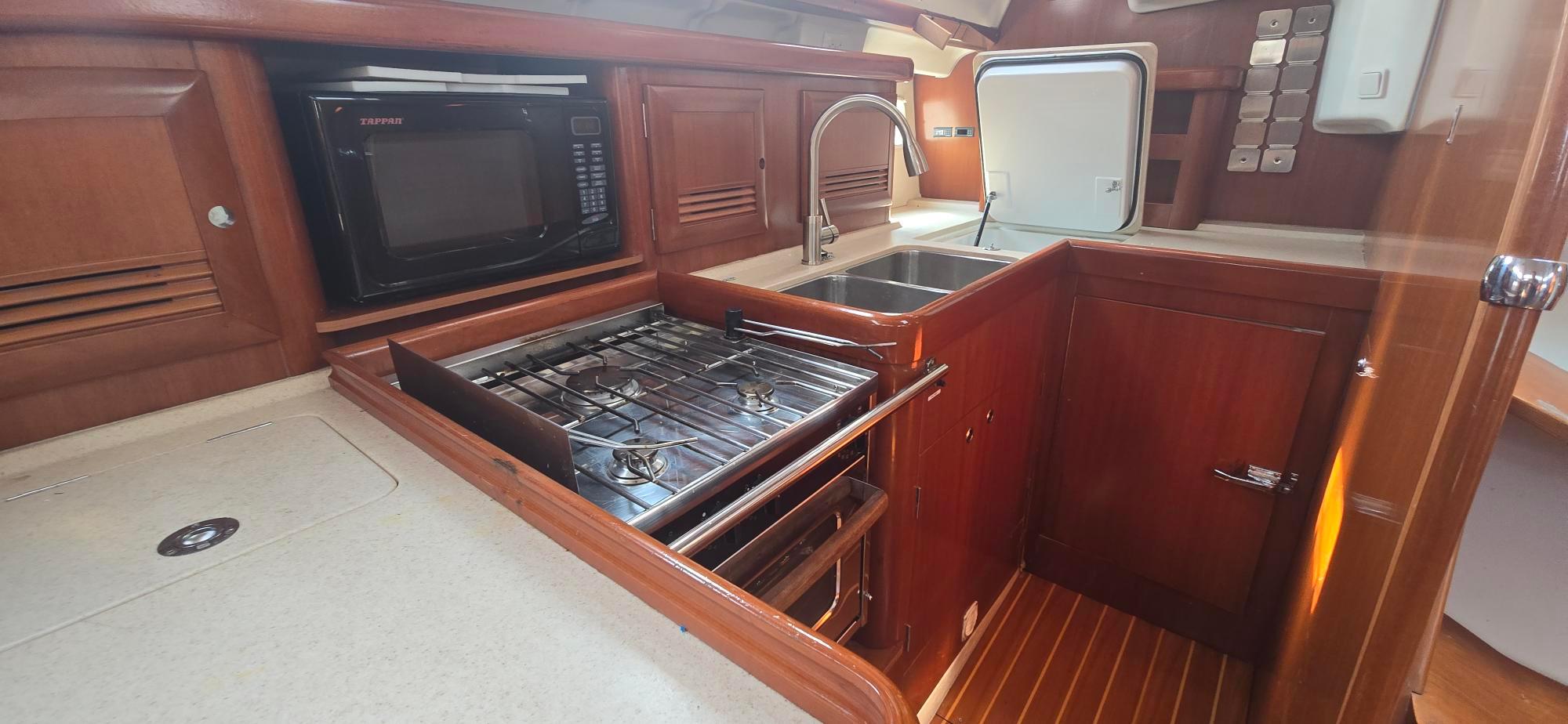 Yacht Photos Pics