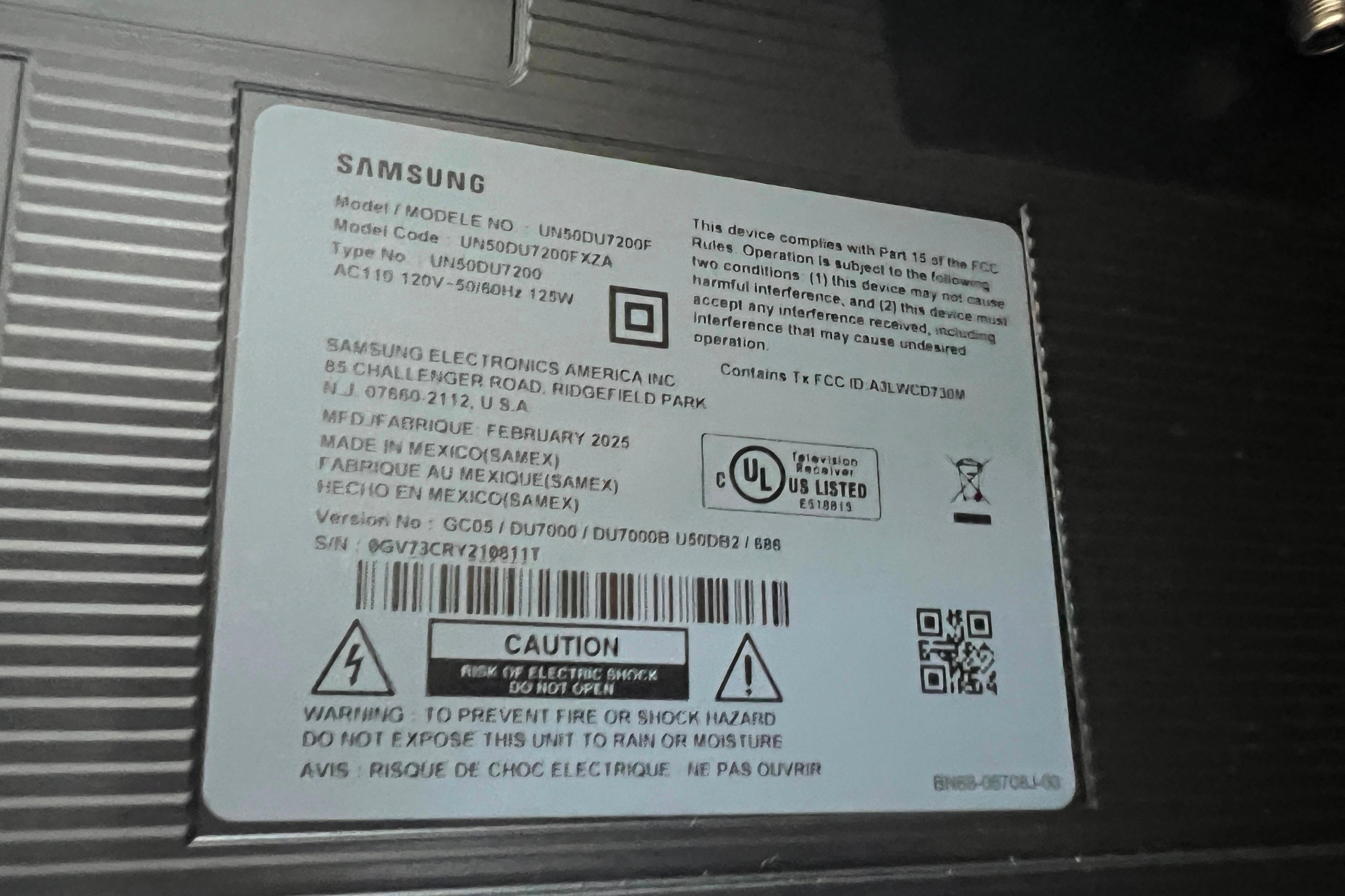 Label on Samsung device with model details and safety warnings. Bayliner 4550 Motoryacht, 1986.