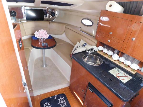 28' Regal, Listing Number 100915782, - Photo No. 4