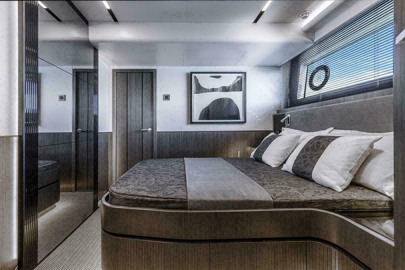 Pearl 72 Indulgence
