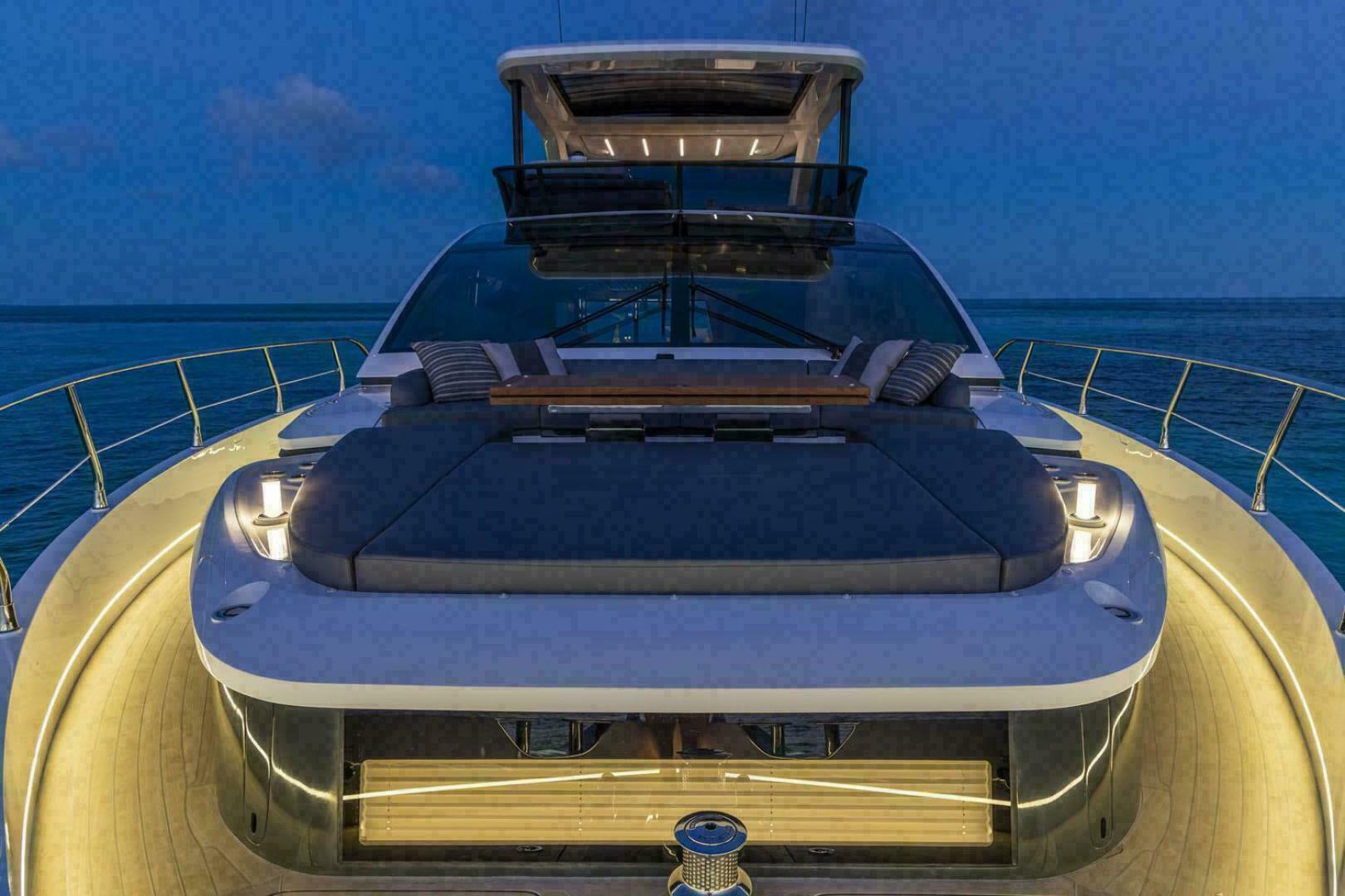 Pearl 72 Indulgence