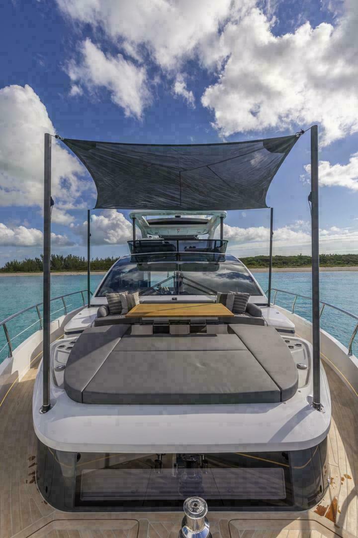 Pearl 72 Indulgence