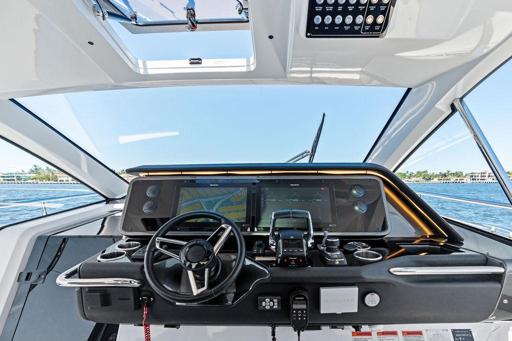 Boat image 28