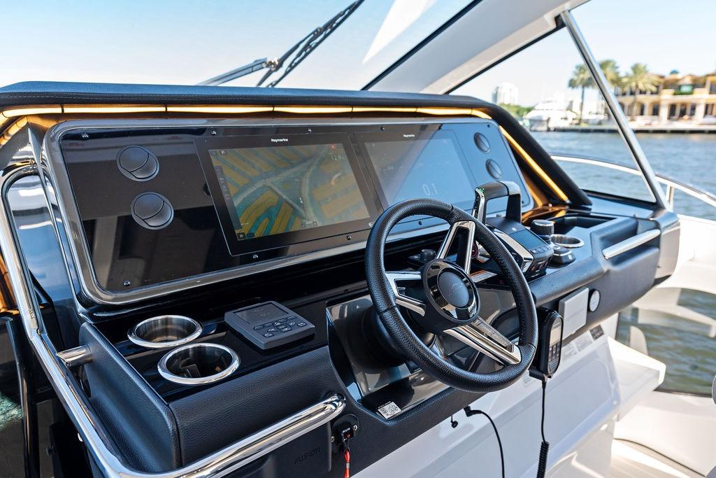 Boat image 30