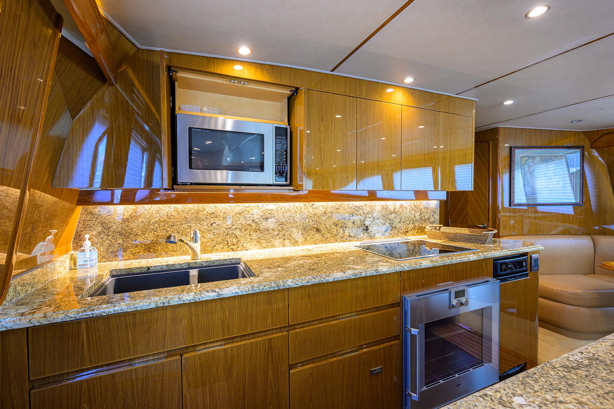 Viking 76 CABALLO GRANDE - Galley Cabinets & Counters