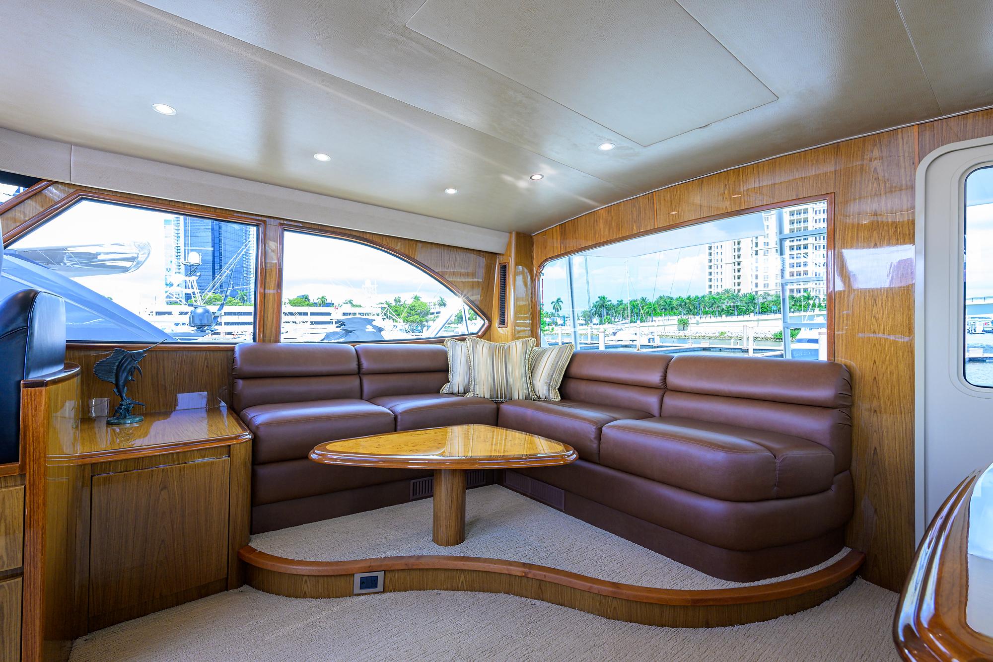 Viking 76 CABALLO GRANDE - Enclosed Flybridge Seating