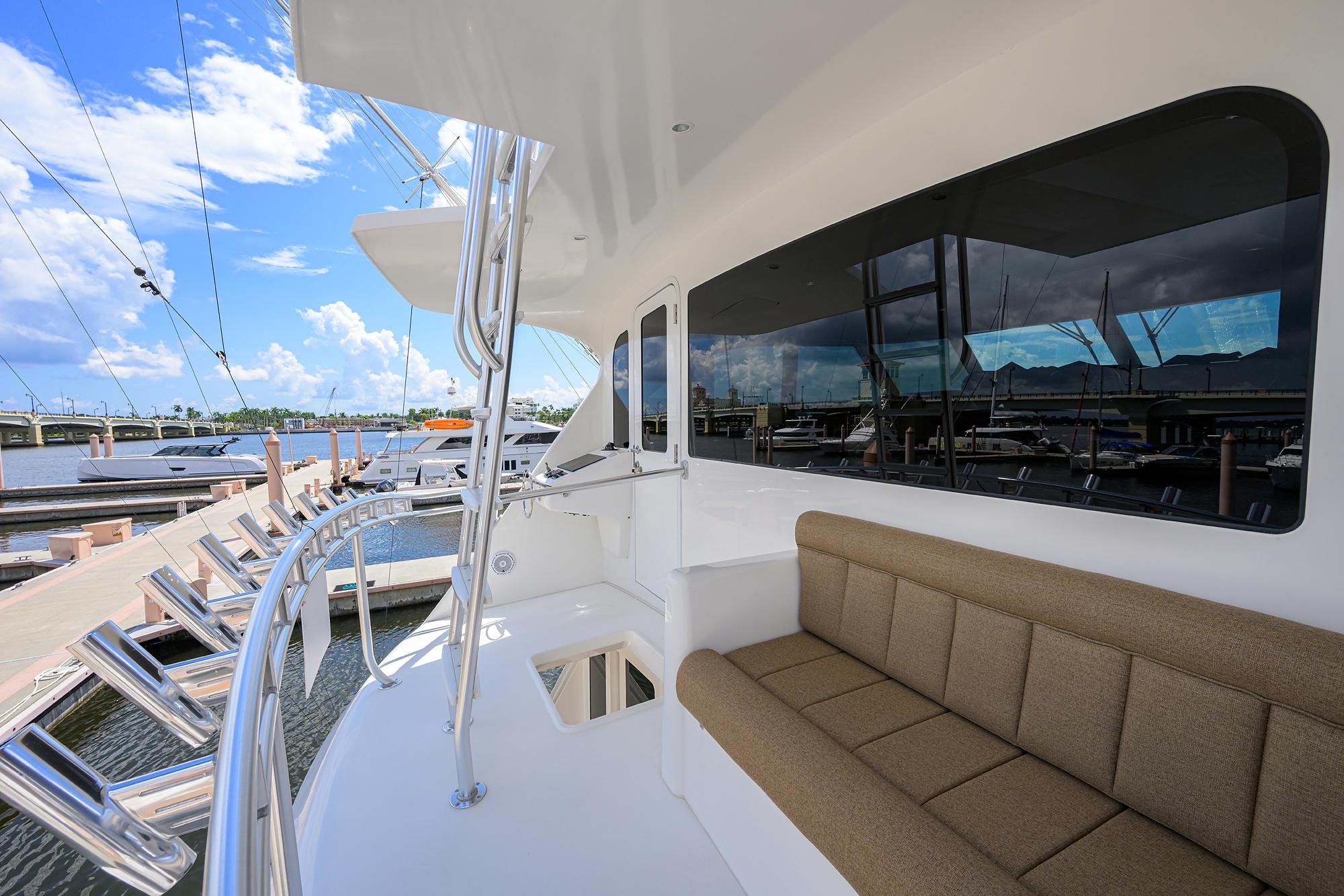 Viking 76 CABALLO GRANDE - Enclosed Flybridge Aft Deck