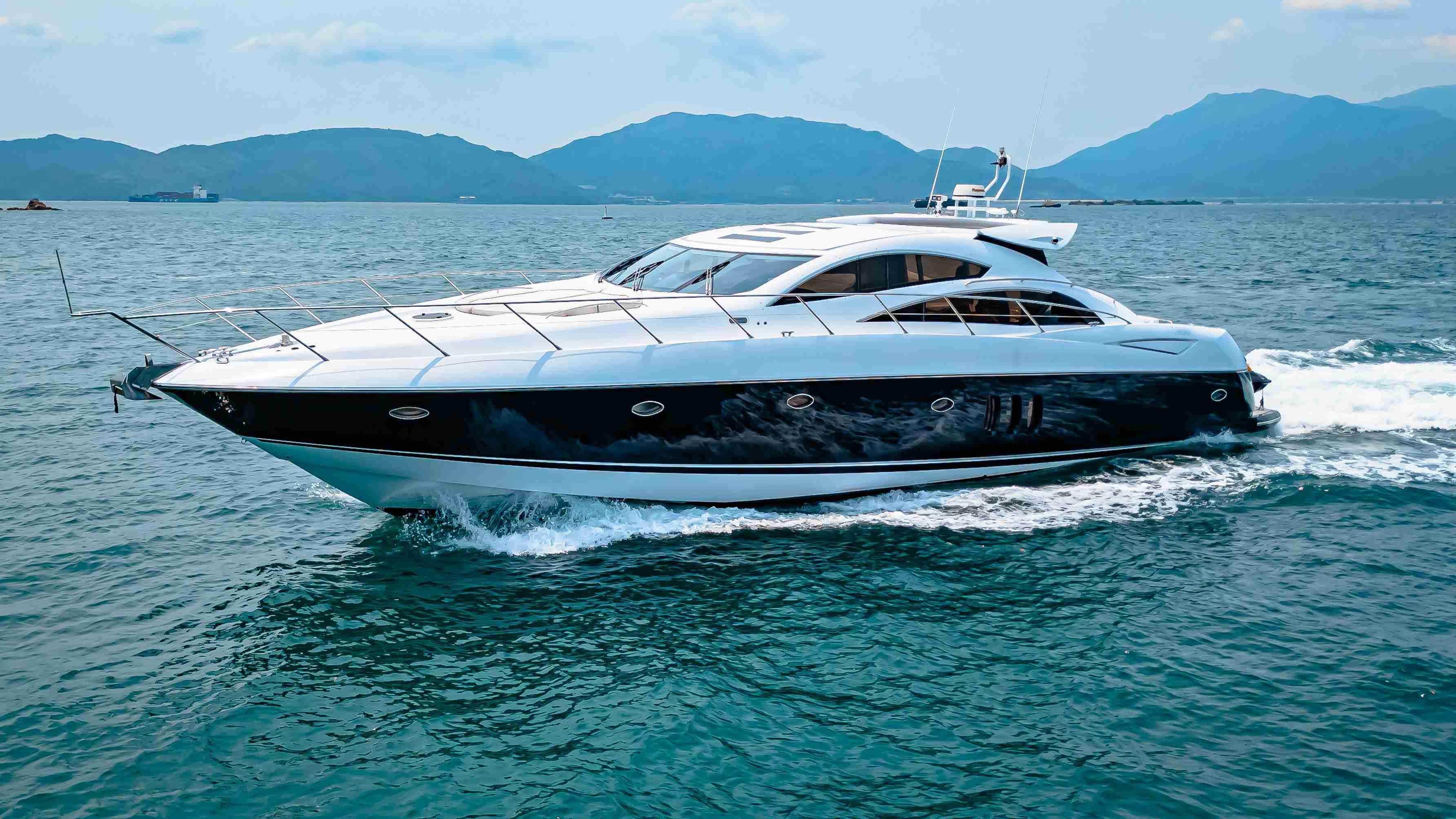 2007 Sunseeker Predator 72